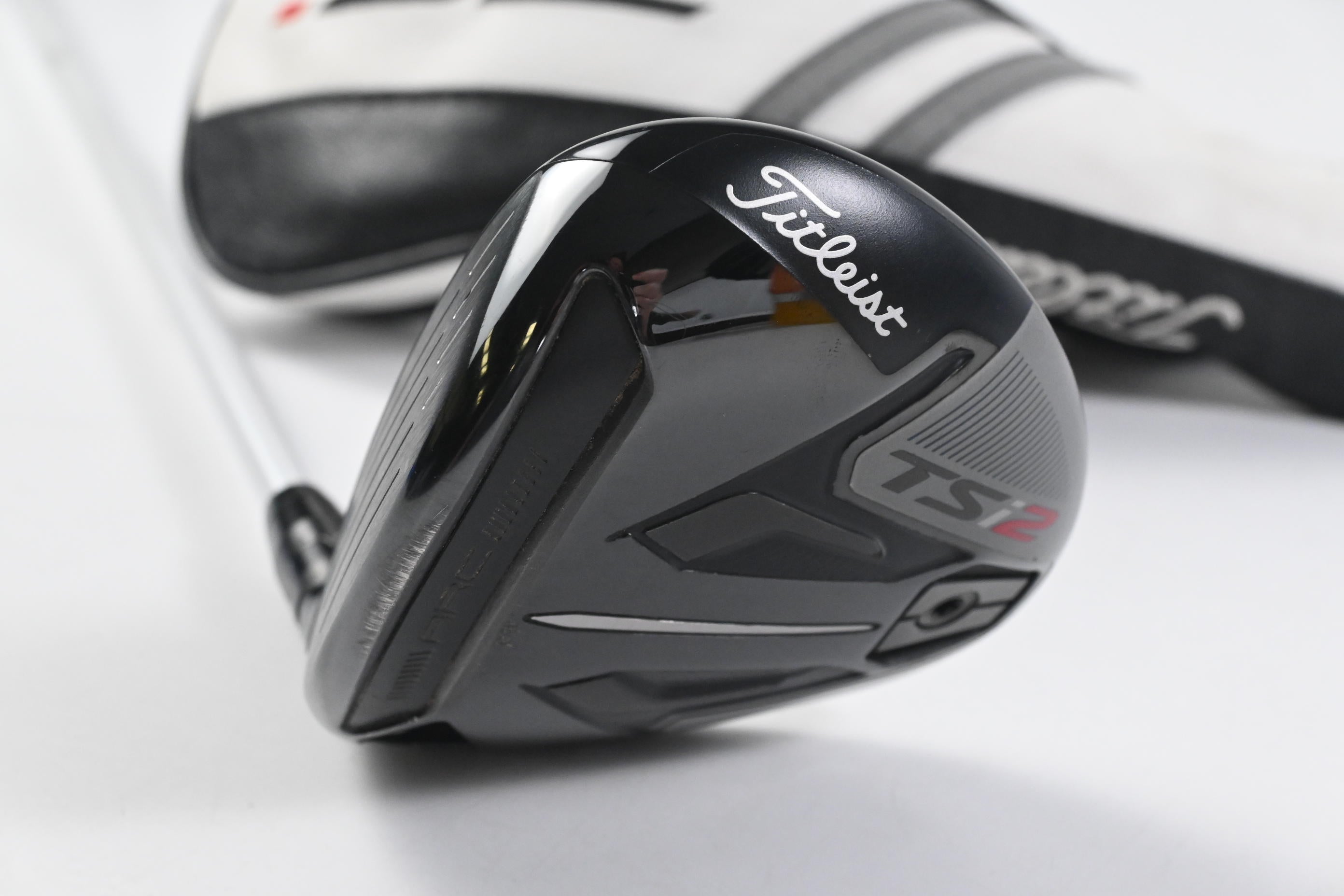 Left Hand Titleist TSi2 #3 Wood / 15 Degree / Regular Flex Aldila Ascent 40 Shaft