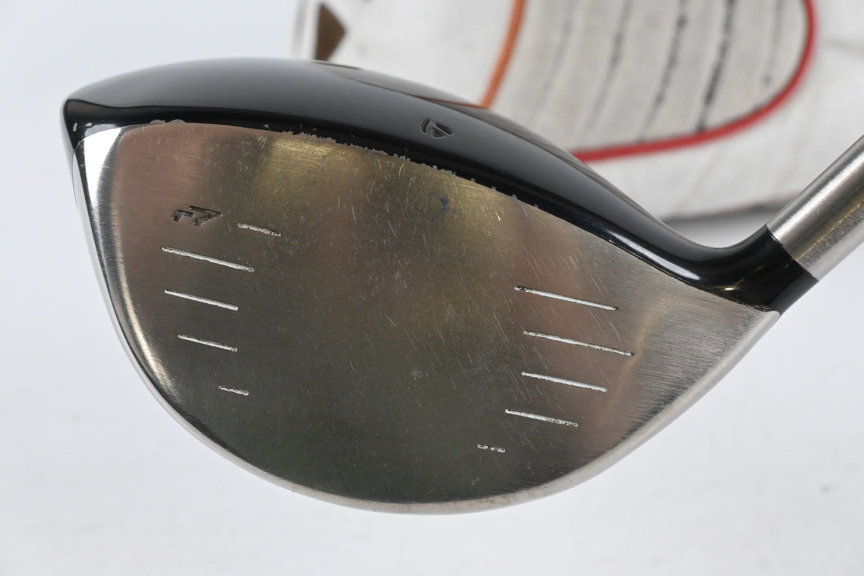 Taylormade R7 425 Driver / 10.5 Degree / Regular Flex REAX 65 Shaft