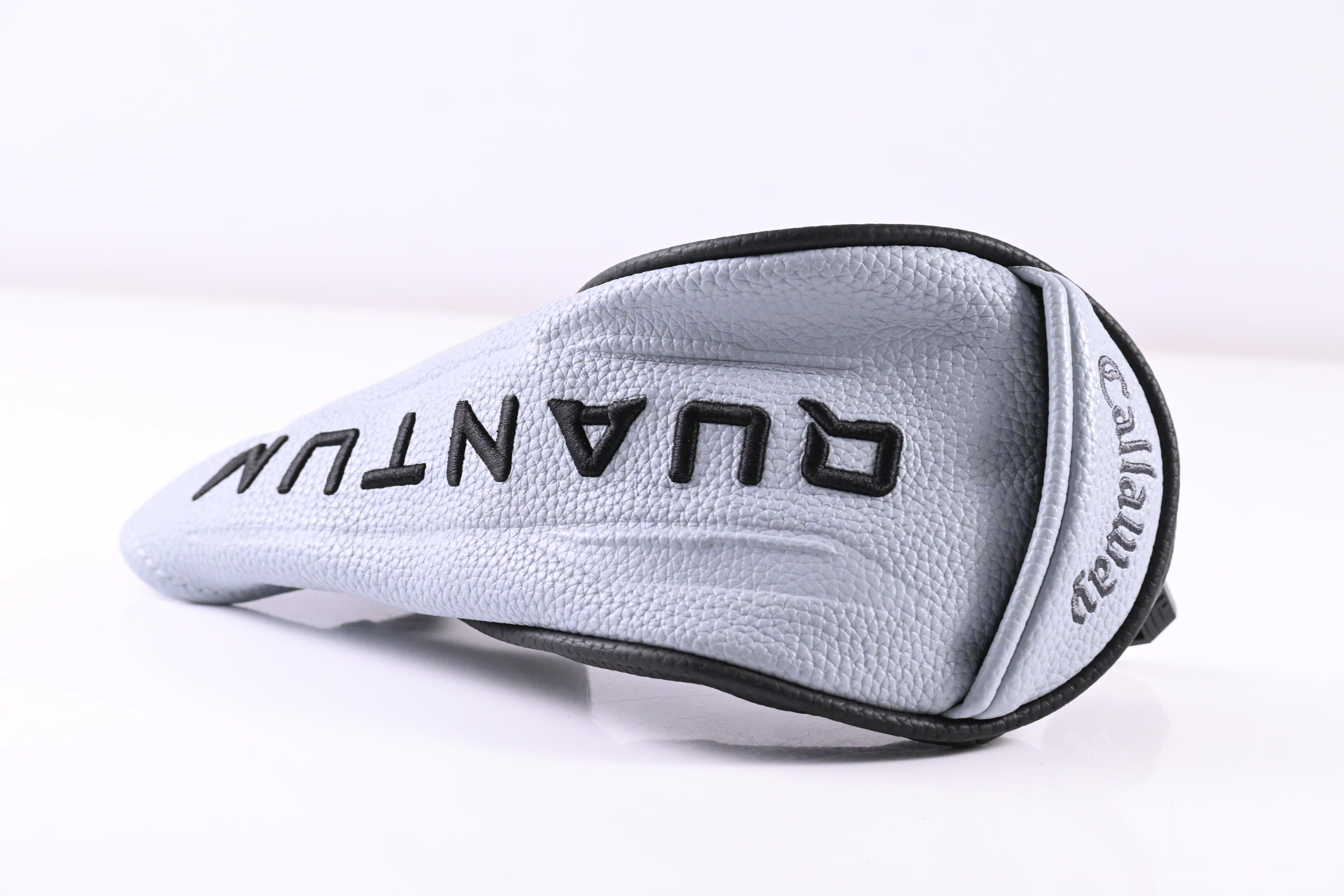Callaway Quantum Max OS #4 Hybrid / 23 Degree / Regular Flex Denali Frost Silver