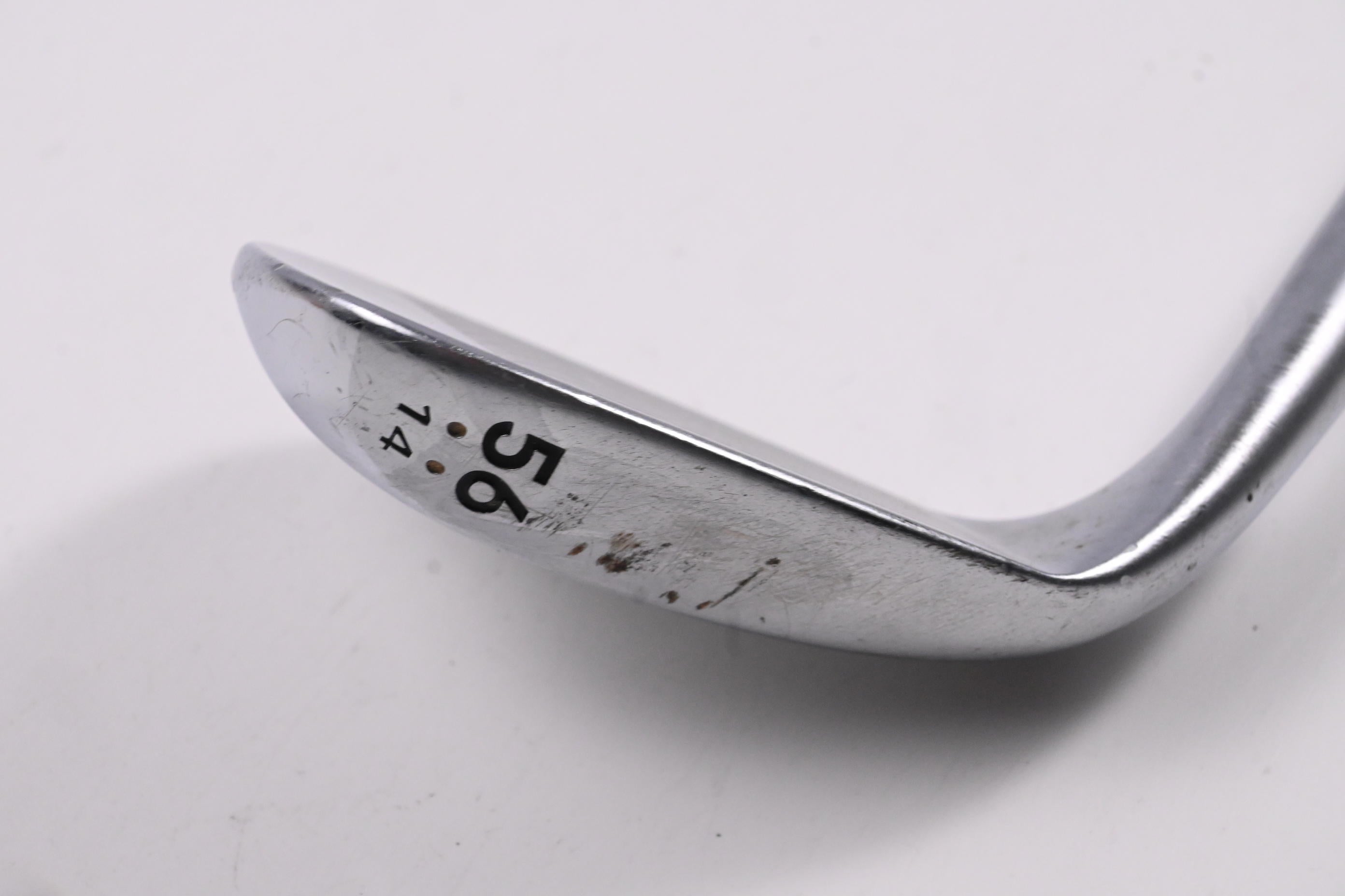 Cleveland 588 RTX Sand Wedge / 56 Degree / Wedge Flex Dynamic Gold Shaft