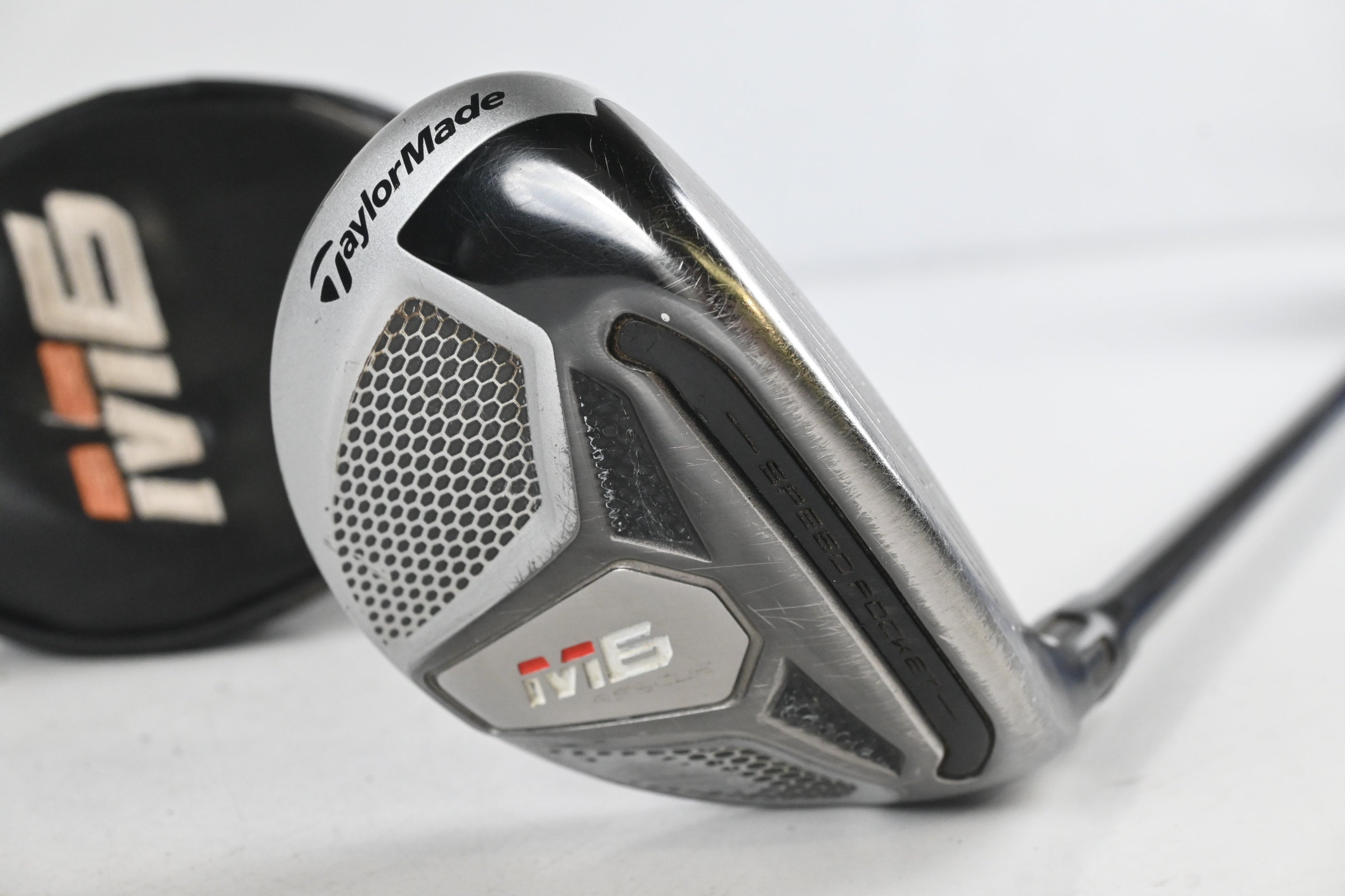 Taylormade M6 #3 Hybrid / 19 Degree / Regular Flex Fujikura Atmos Orange 6