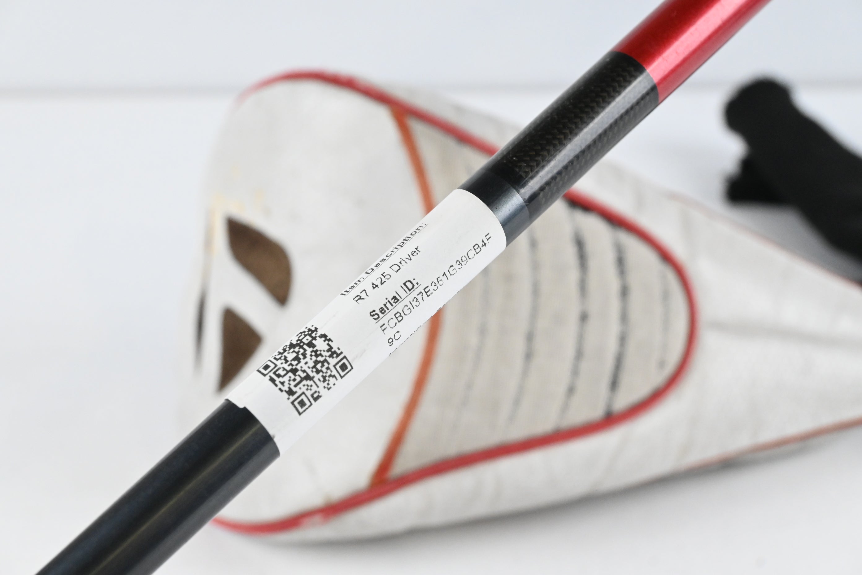 Taylormade R7 425 Driver / 10.5 Degree / Regular Flex REAX 65 Shaft