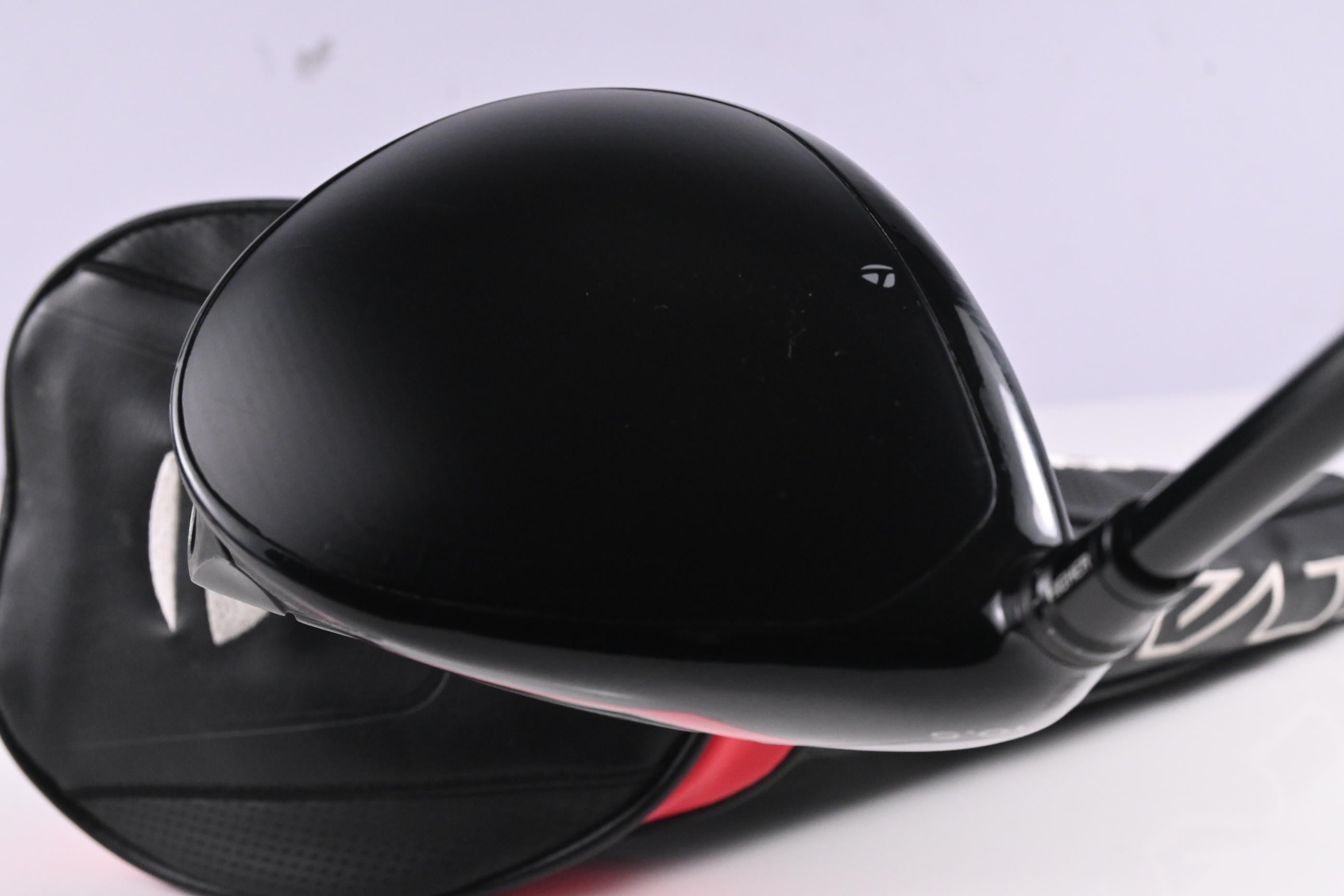 Left Hand Taylormade Stealth Driver / 10.5 Degree / Regular Flex Fujikura Ventus