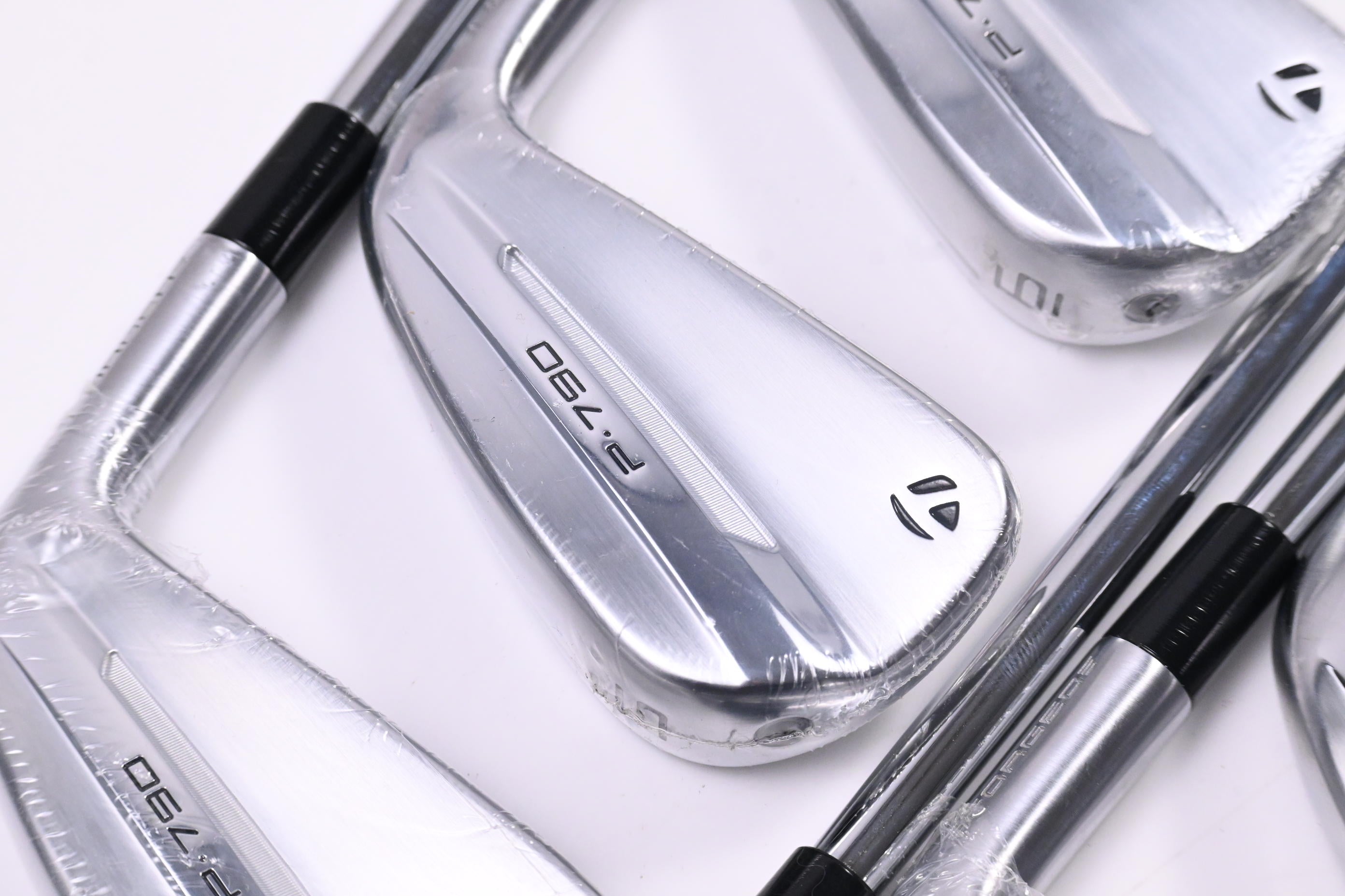 Taylormade P790 2025 Irons / 4-PW / Regular Flex N.S.Pro Modus³ Tour 105