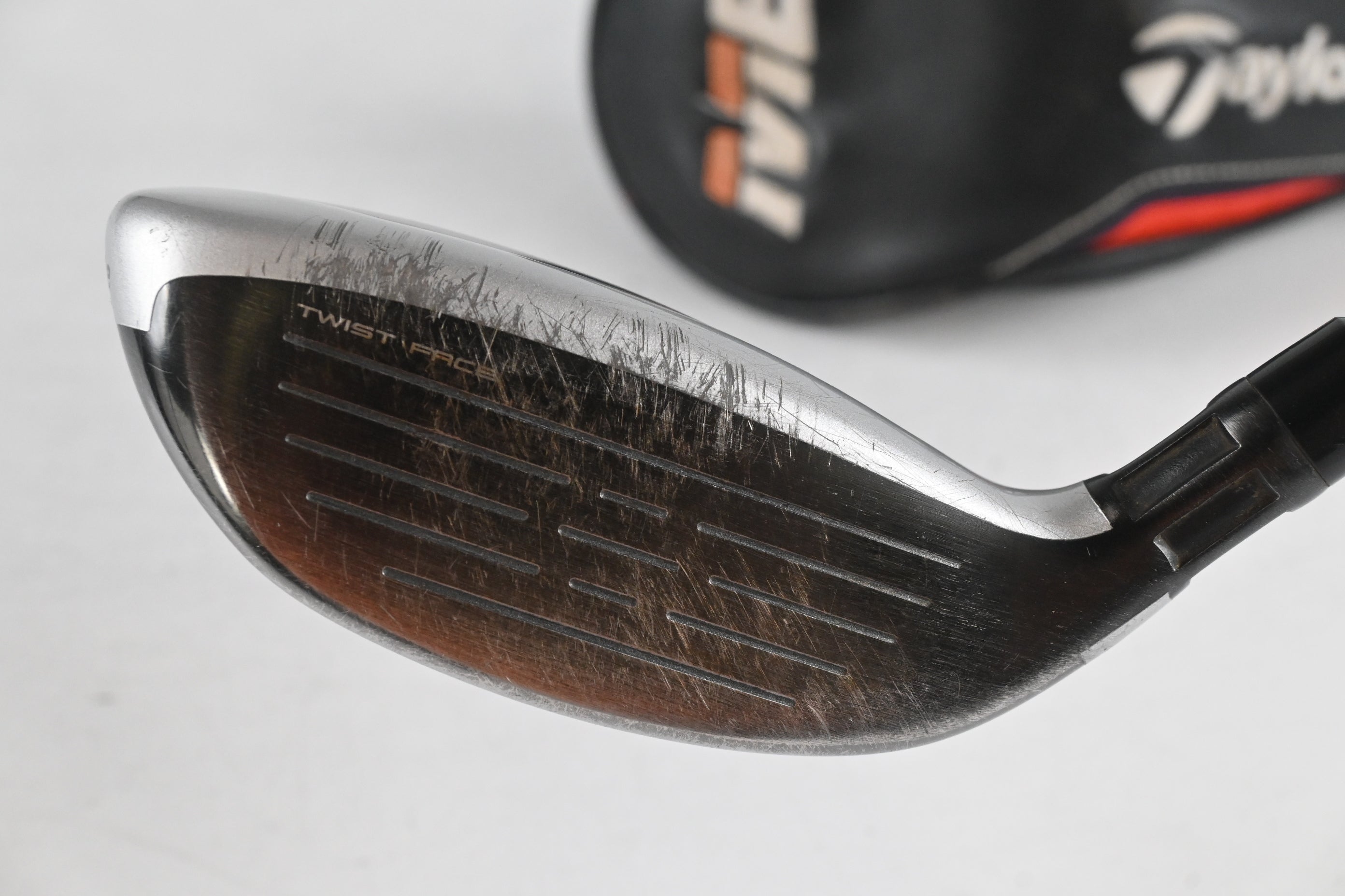 Taylormade M6 #3 Hybrid / 19 Degree / Regular Flex Fujikura Atmos Orange 6