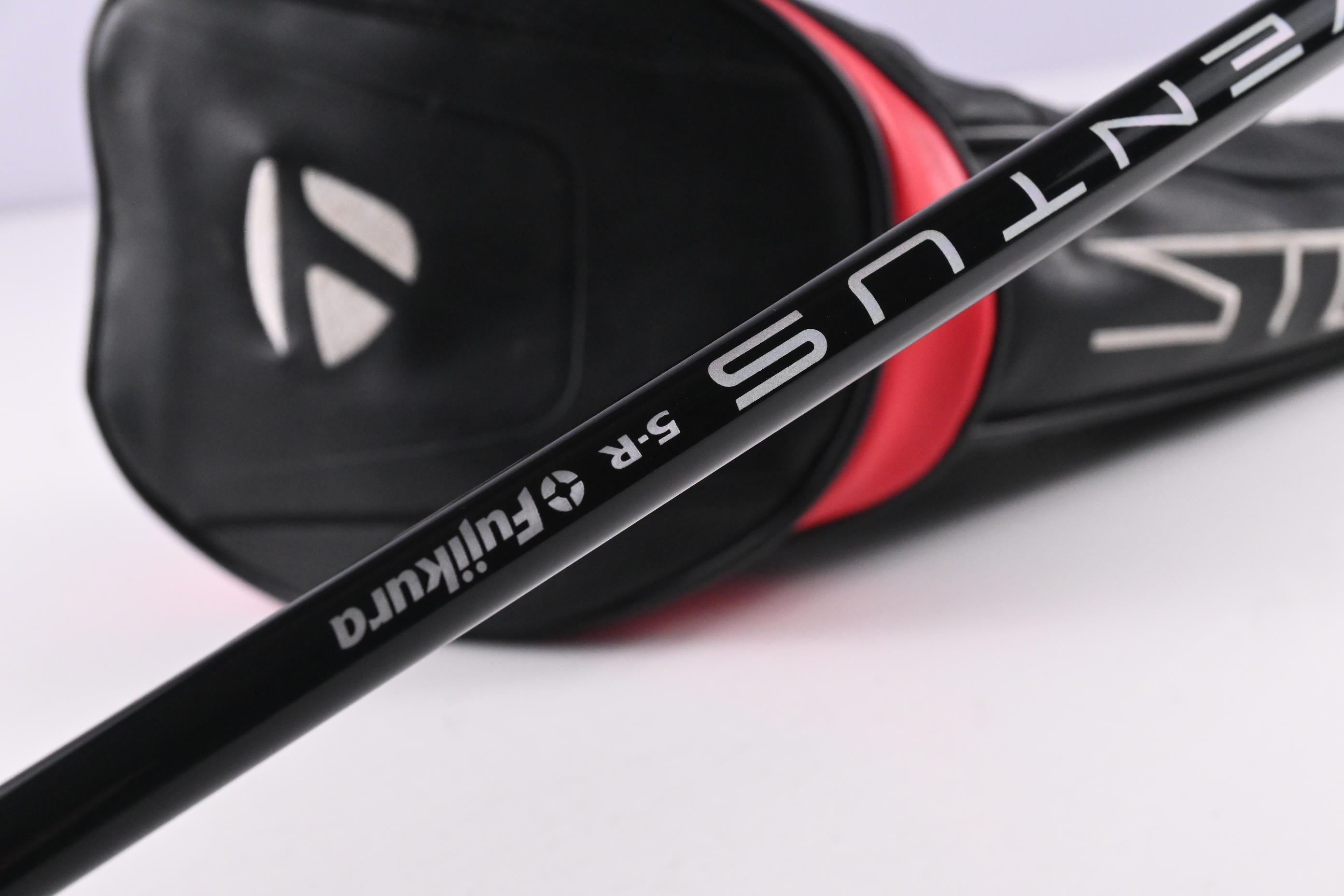 Left Hand Taylormade Stealth Driver / 10.5 Degree / Regular Flex Fujikura Ventus