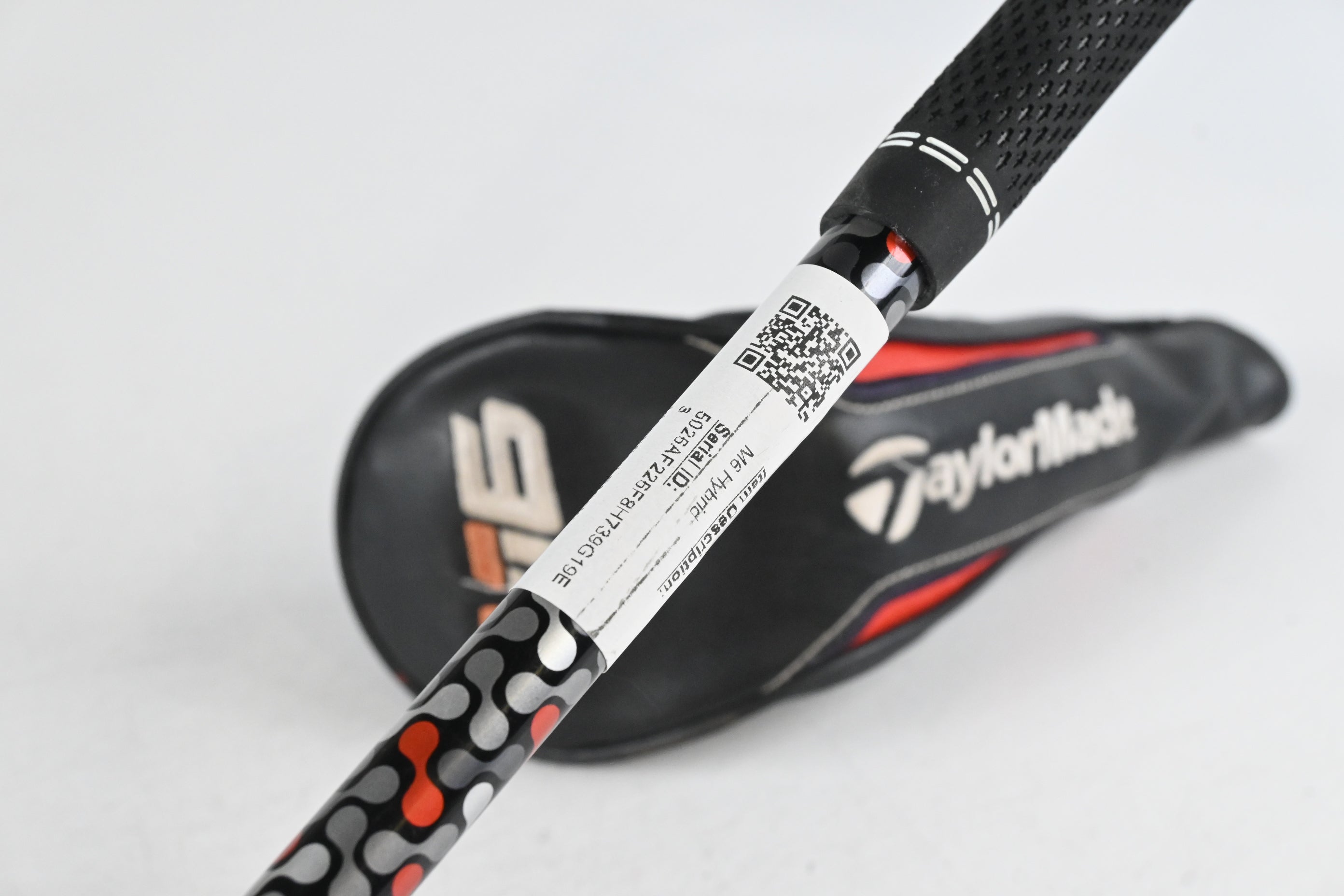 Taylormade M6 #3 Hybrid / 19 Degree / Regular Flex Fujikura Atmos Orange 6