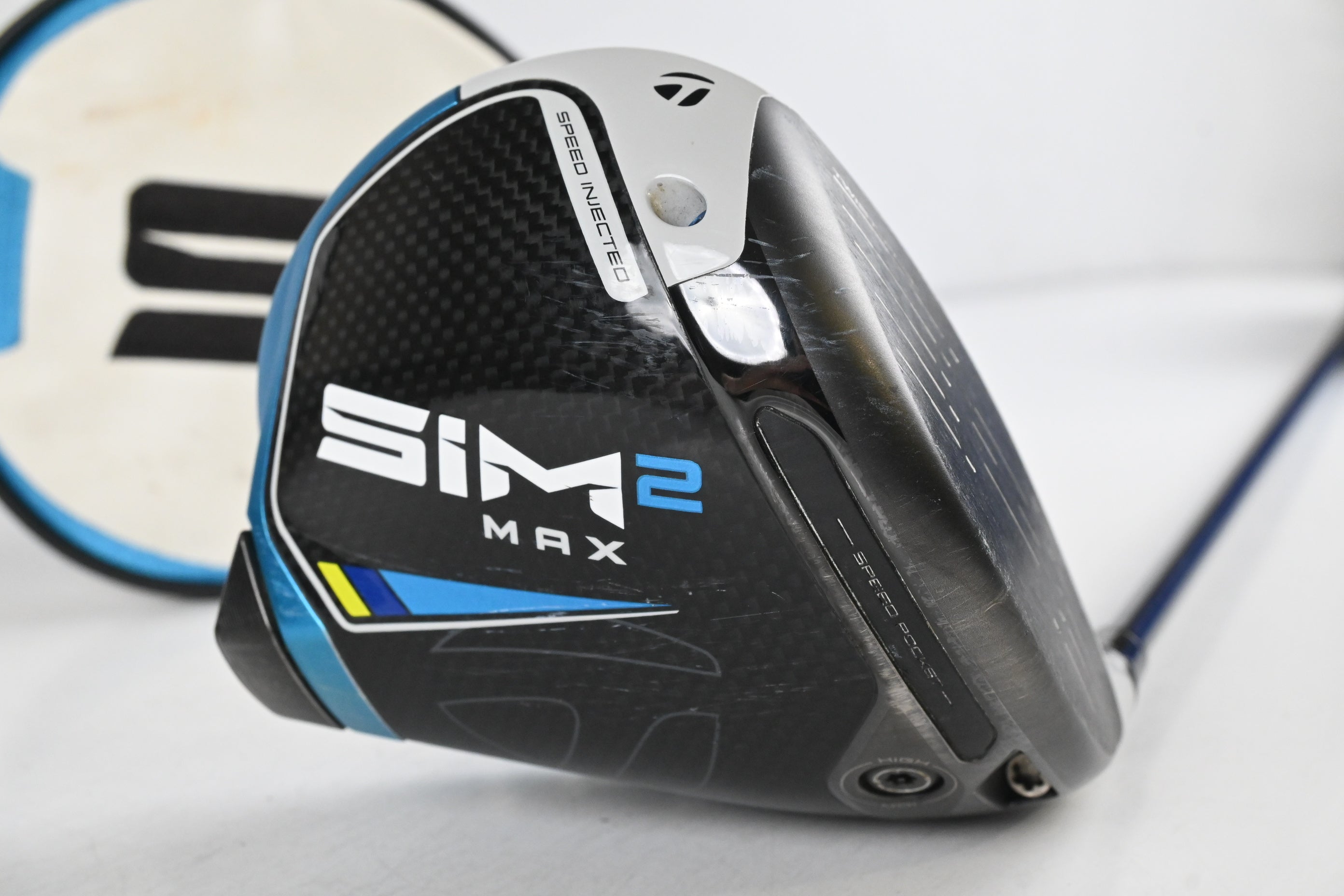 Taylormade SIM2 Max Driver / 10.5 Degree / Regular Flex Ventus Blue 5 Shaft