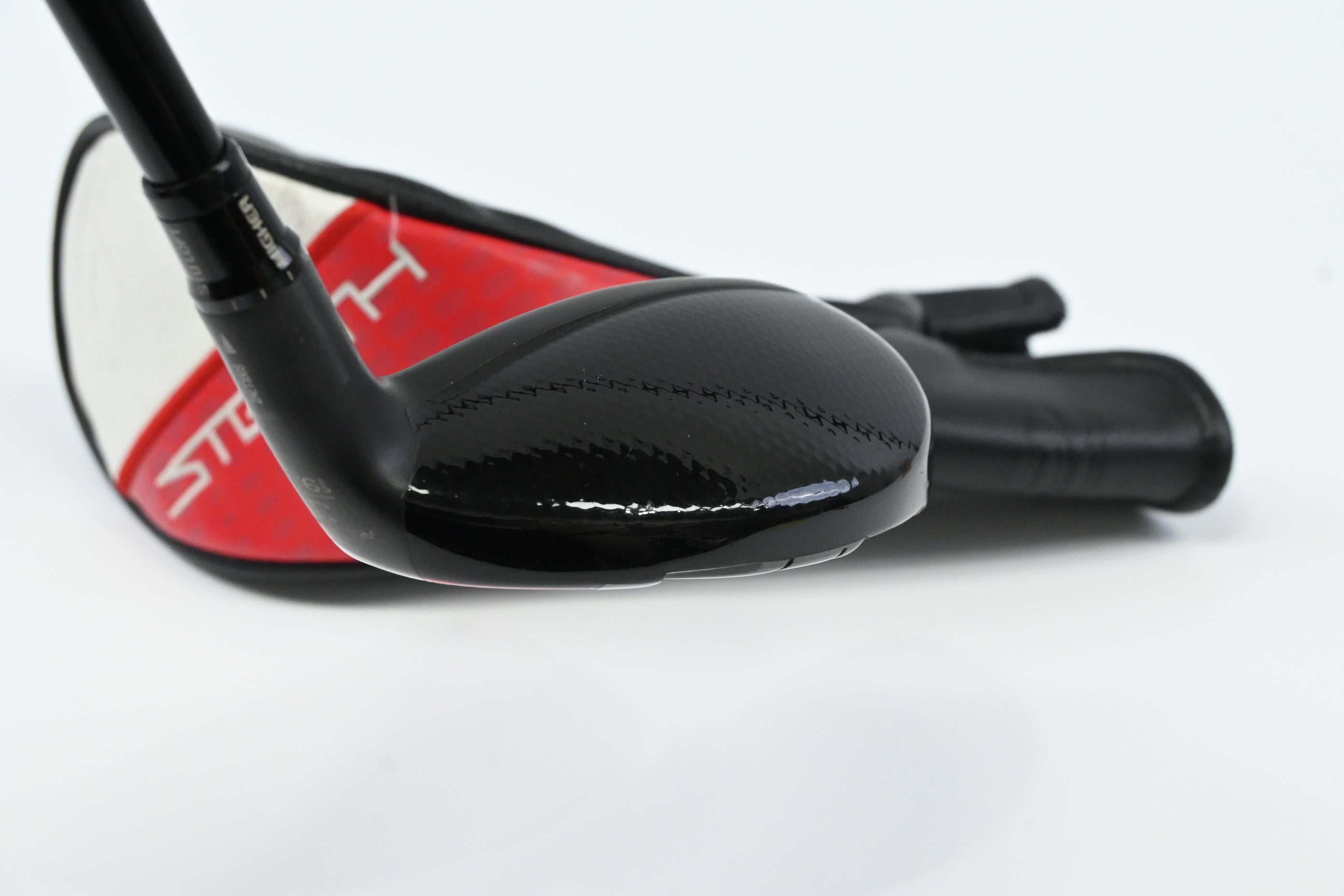 Taylormade Stealth 2 Plus #3 Hybrid / 19.5 Degree / Stiff Flex Kai'li Red 85