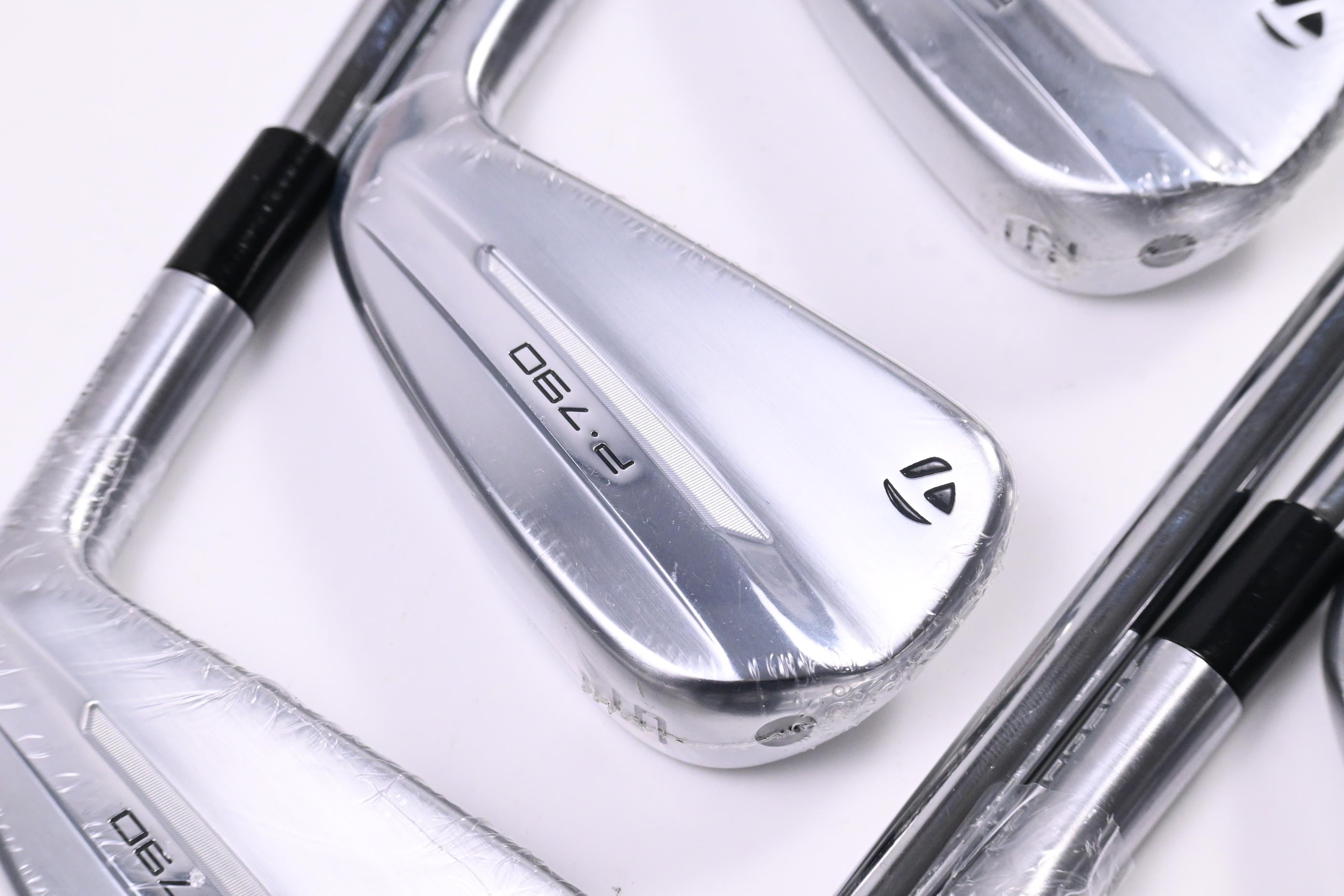 Taylormade P790 2025 Irons / 4-PW / Regular Flex N.S.Pro Modus³ Tour 105
