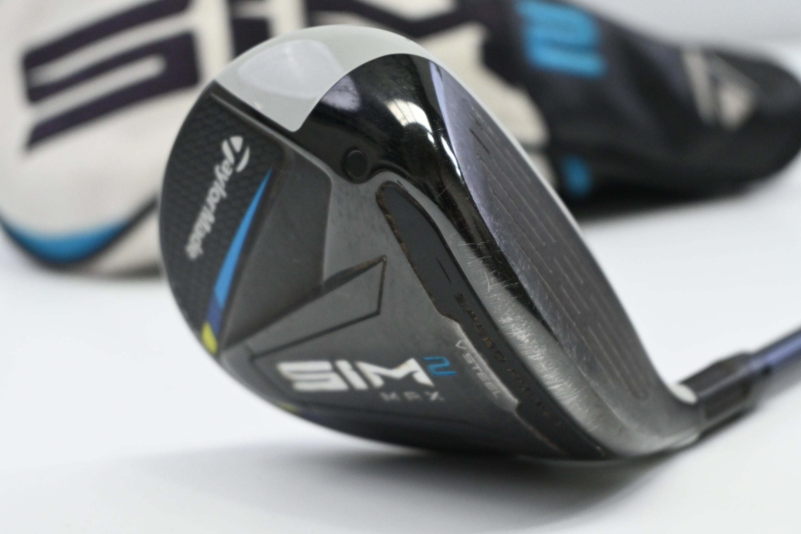 Taylormade SIM2 Max #5 Wood / 18 Degree / Regular Flex Fujikura Ventus Blue 5