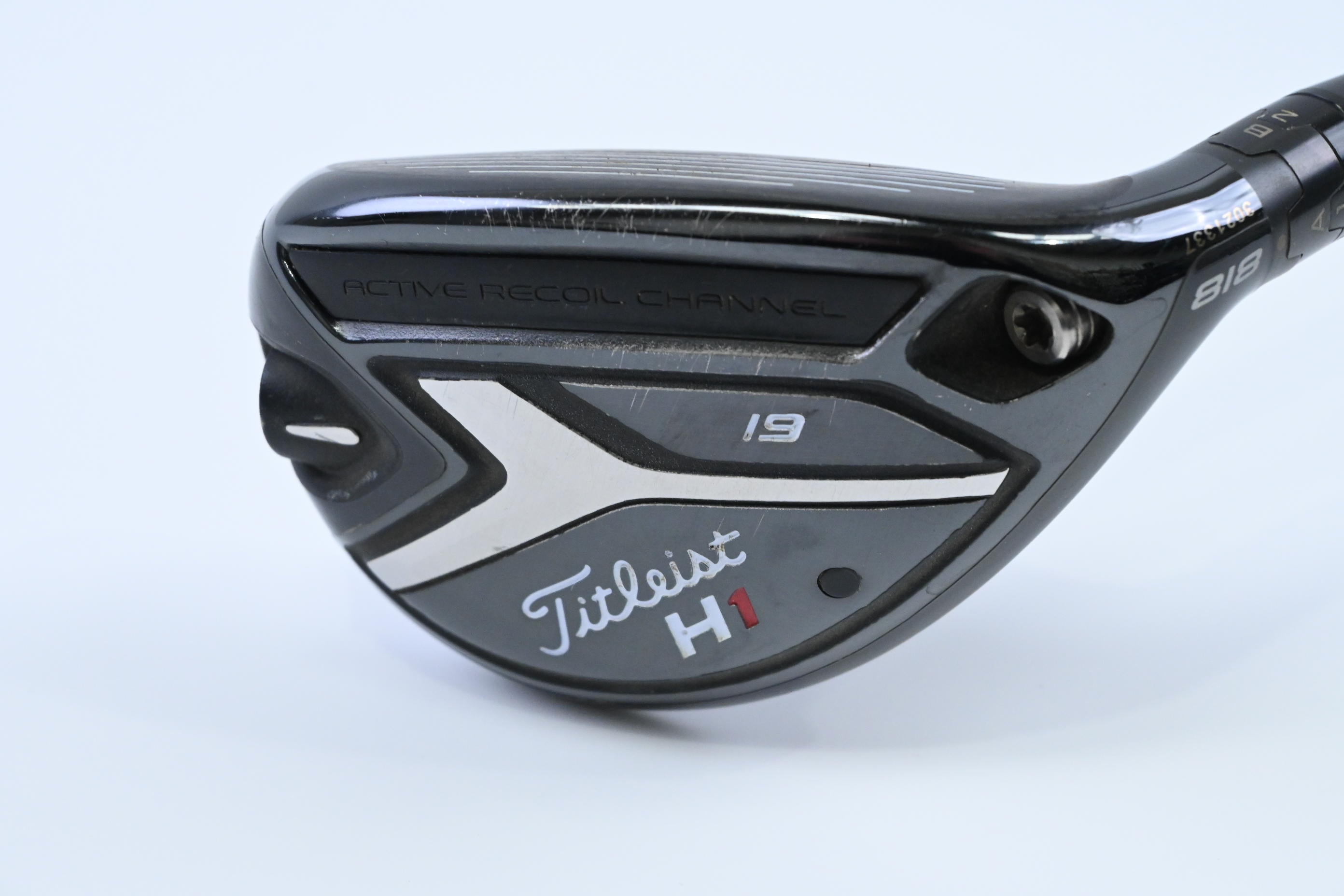 Titleist 818 H1 #3 Hybrid / 19 Degree / Regular Flex Diamana M+ 60 Shaft