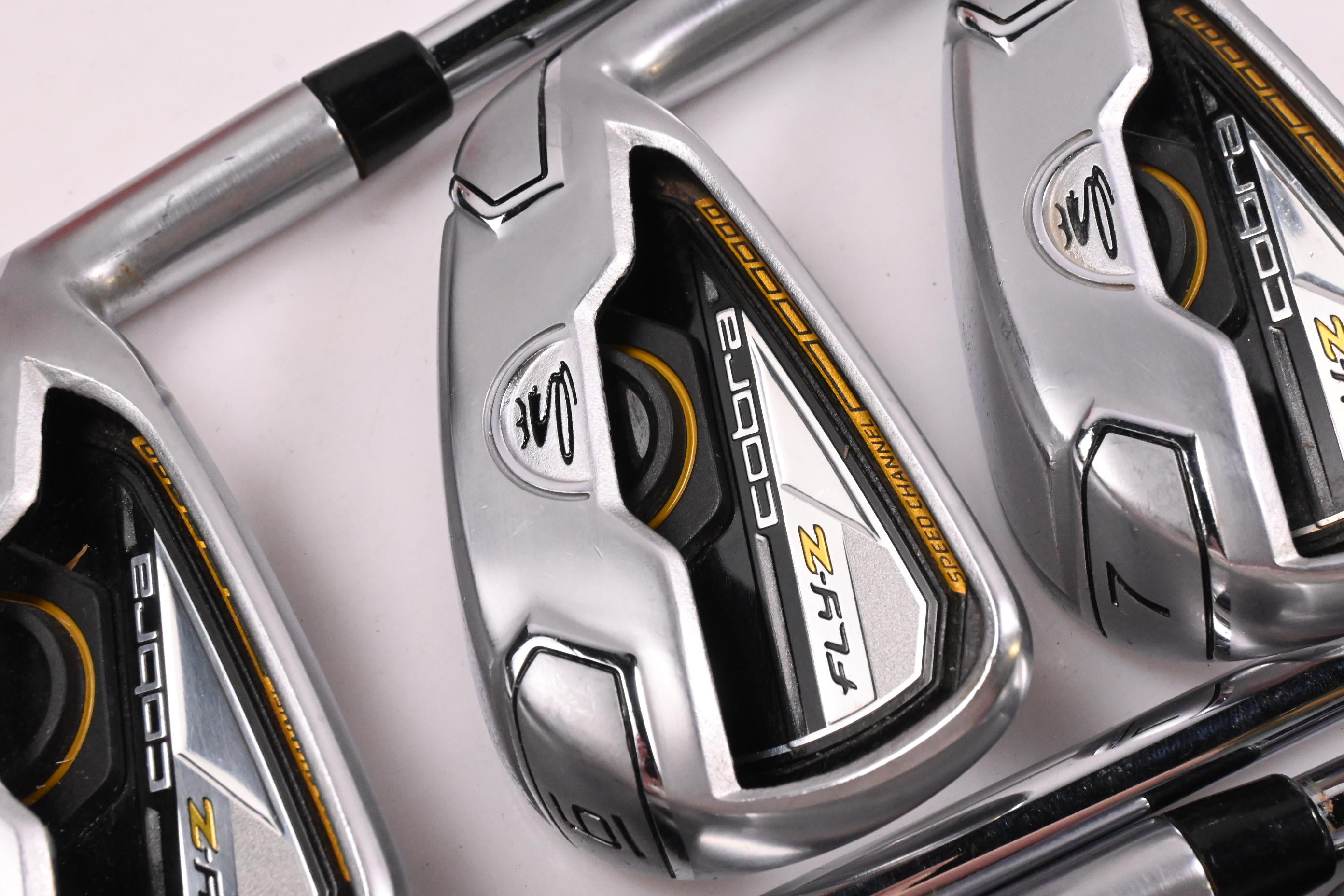 Cobra Fly-Z Irons / 5-PW+SW / Regular Flex Cobra Shafts