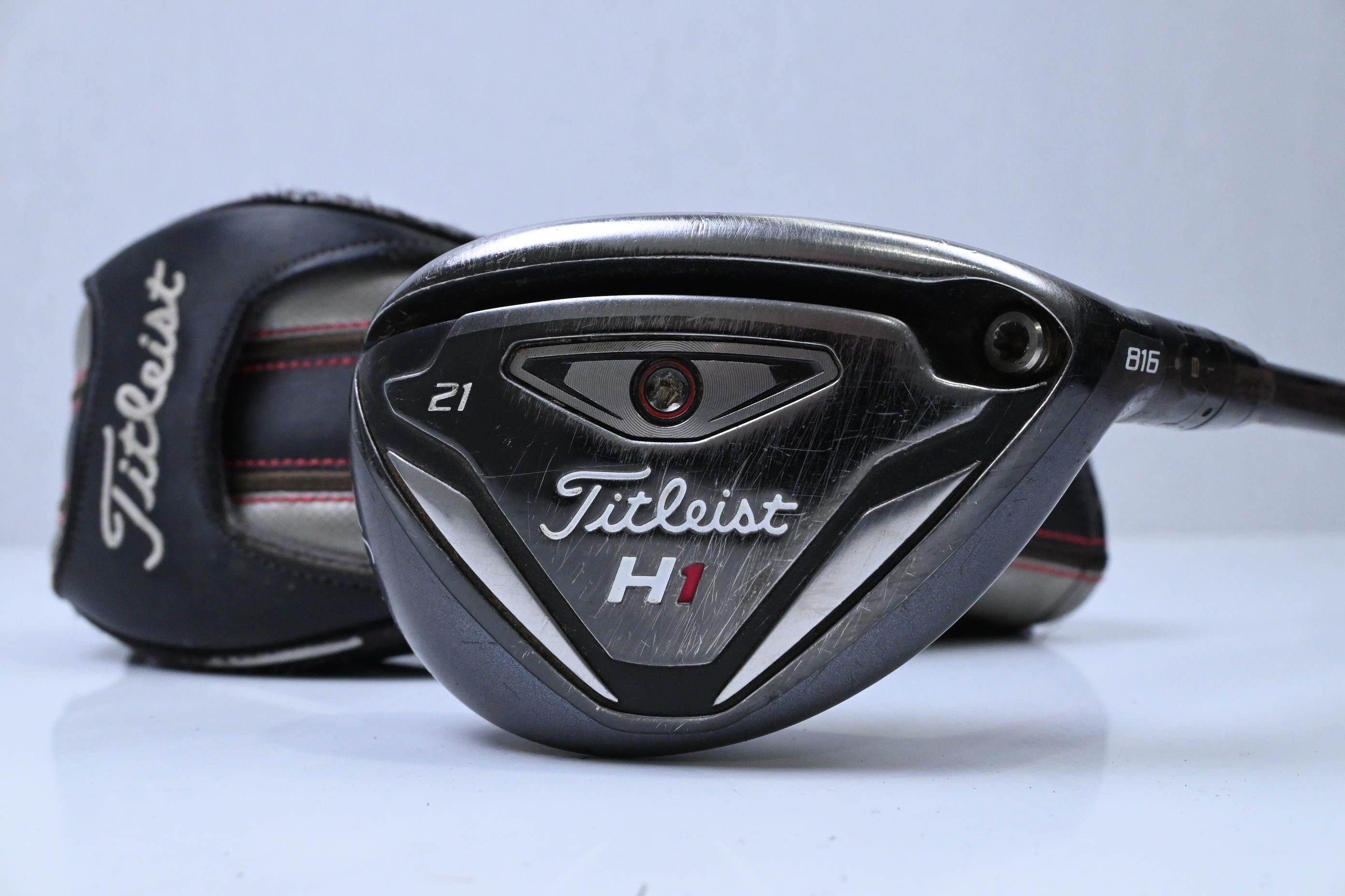 Titleist 816 H1 #3 Hybrid / 21 Degree / Regular Flex Fujikura Atmos Red 6