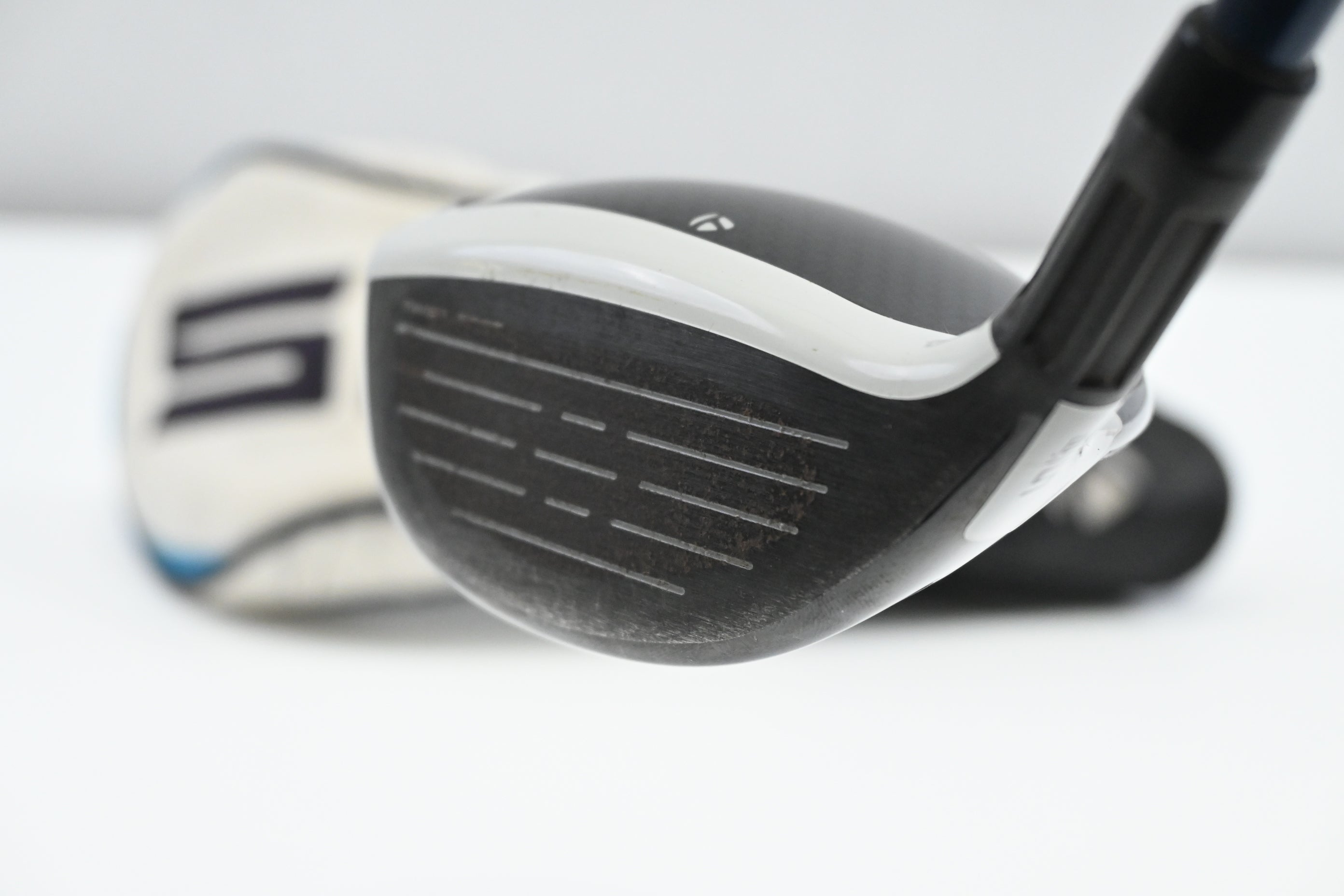 Taylormade SIM2 Max #5 Wood / 18 Degree / Regular Flex Fujikura Ventus Blue 5