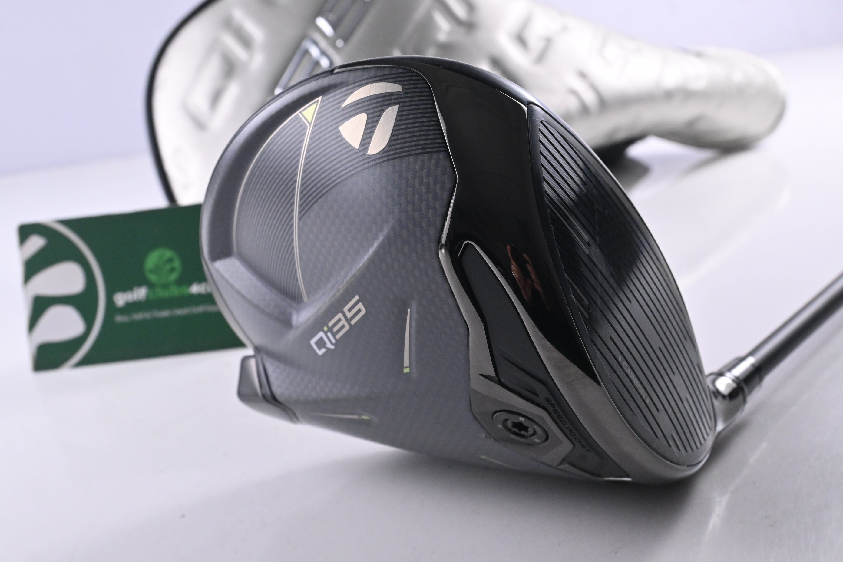 Taylormade Qi35 Driver / 10.5 Degree / Regular Flex Fujikura Ventus '25 Blue 5