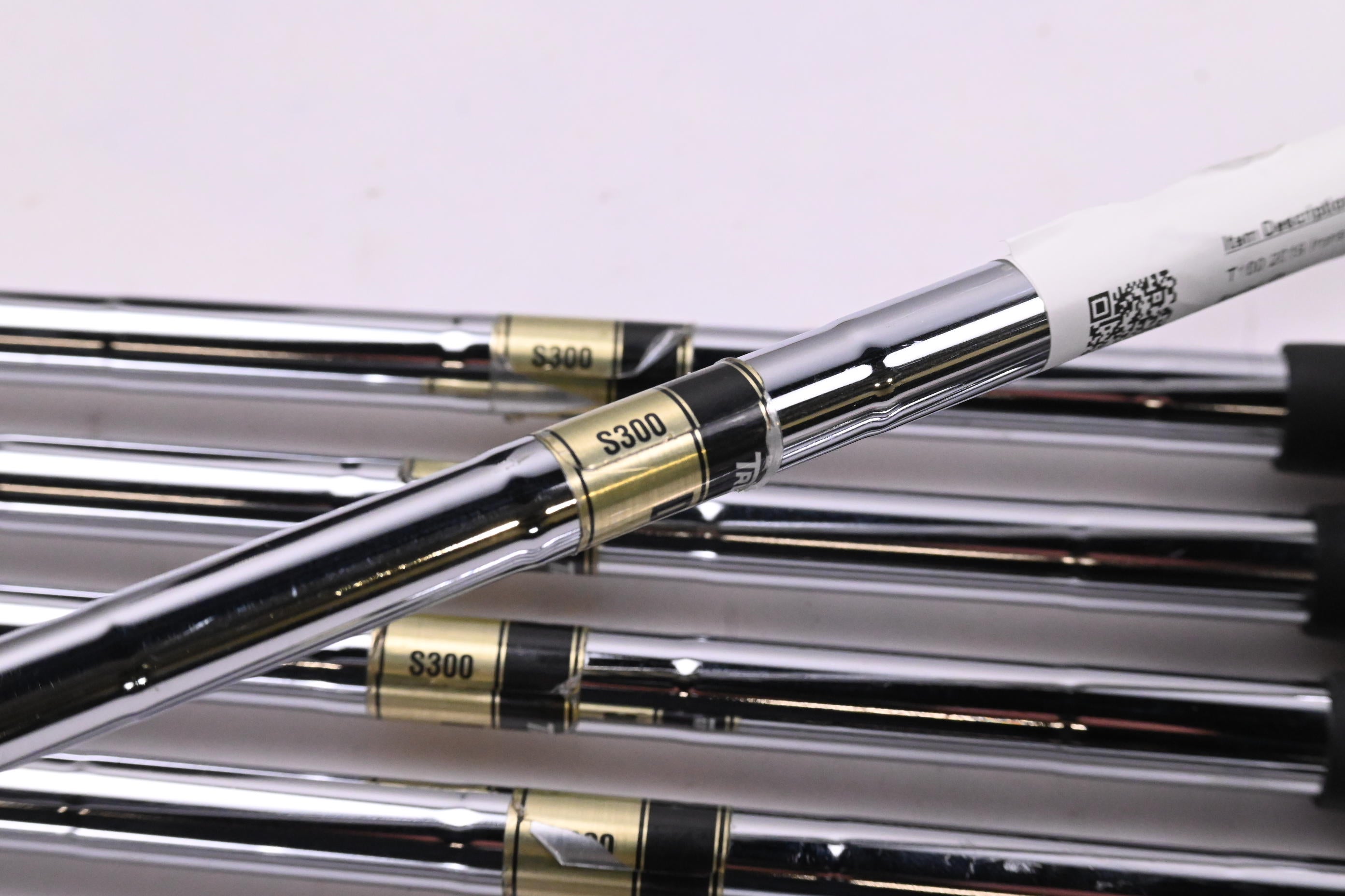 Titleist T100 2019 Irons / 4-PW / Stiff Flex Dynamic Gold S300 Shafts