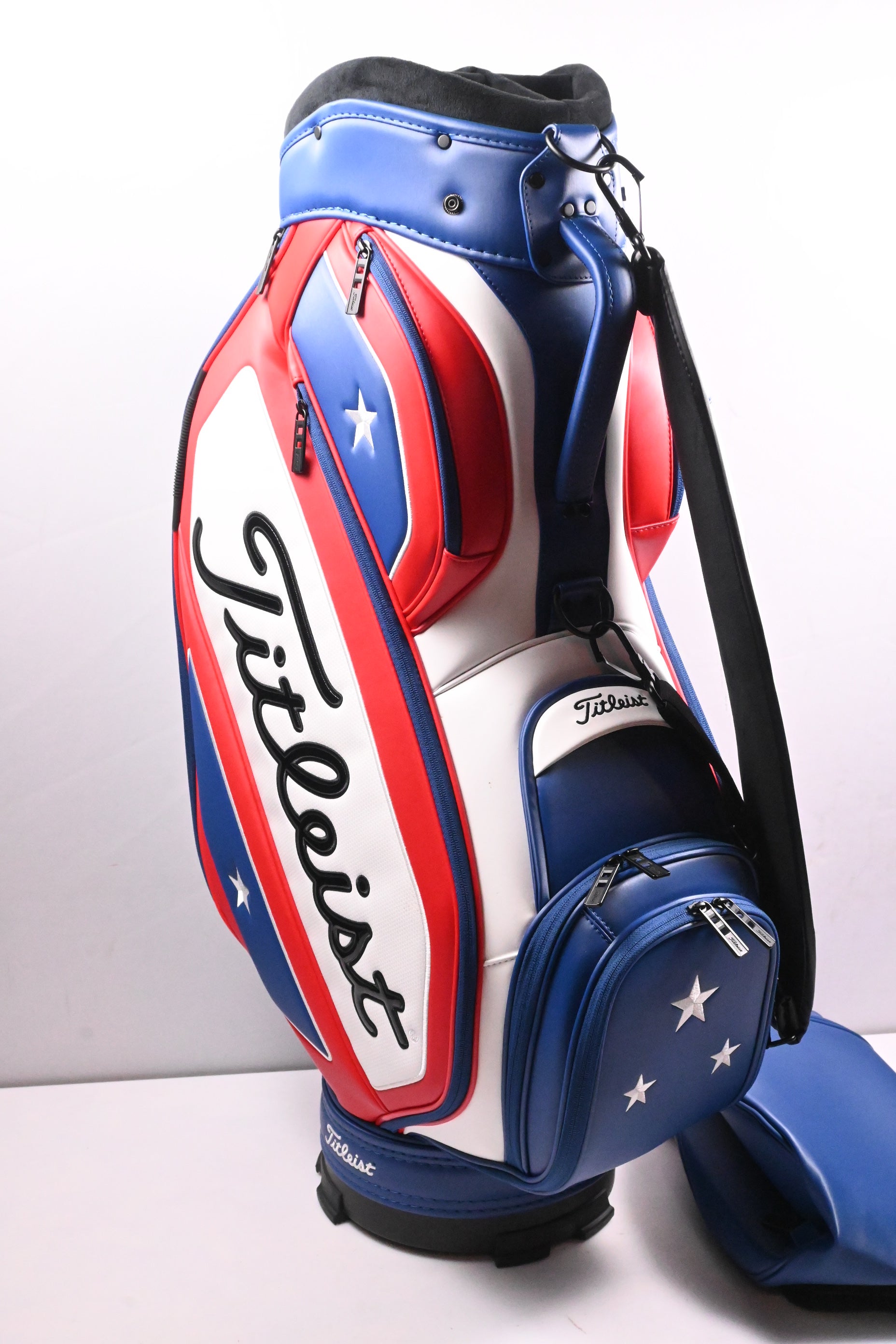 Titleist Tour Bag / 6-Way Divider / White, Red, Blue