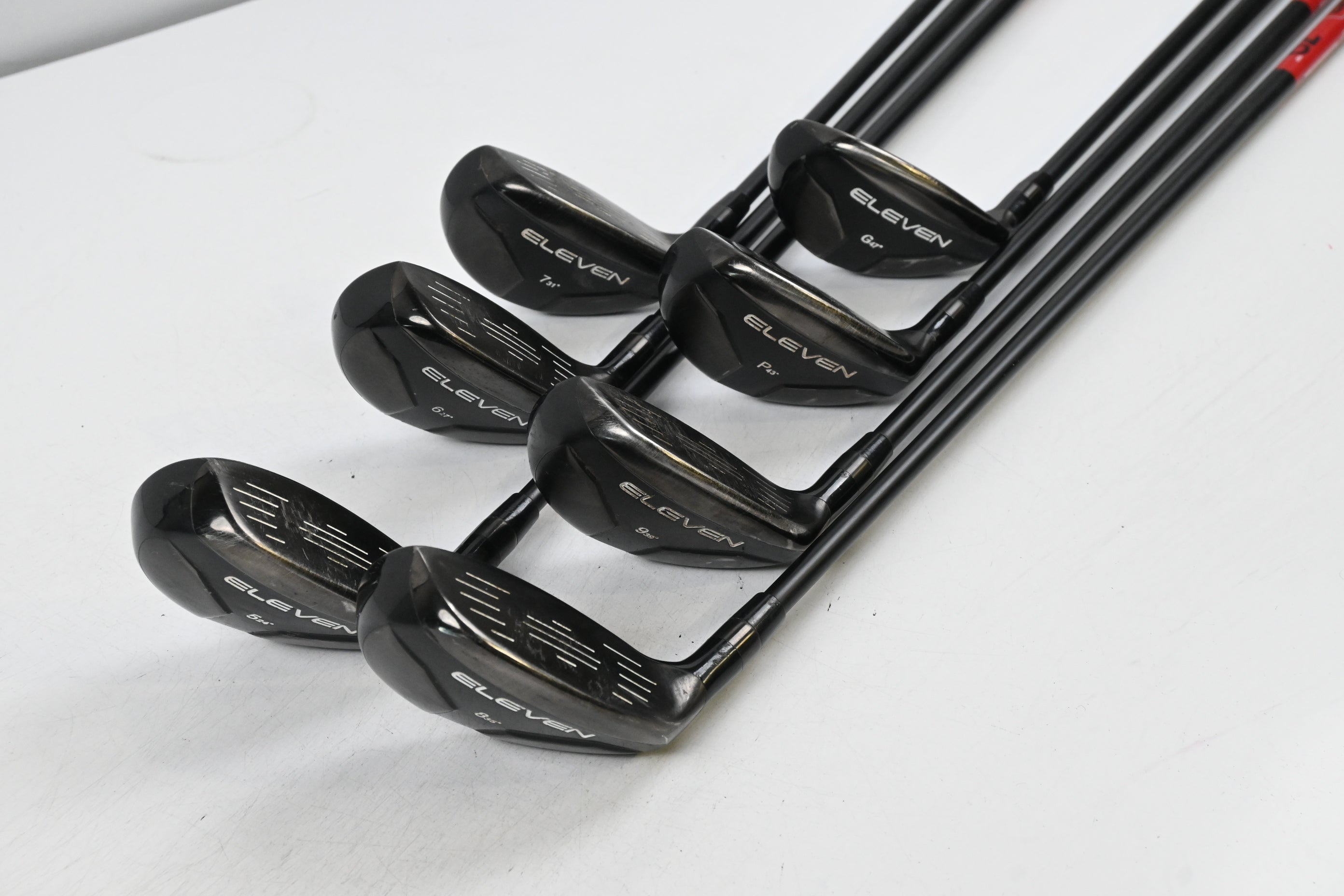 Eleven Hybrid Irons / 5-PW+GW / Regular Flex KBS TGI 70 Shafts