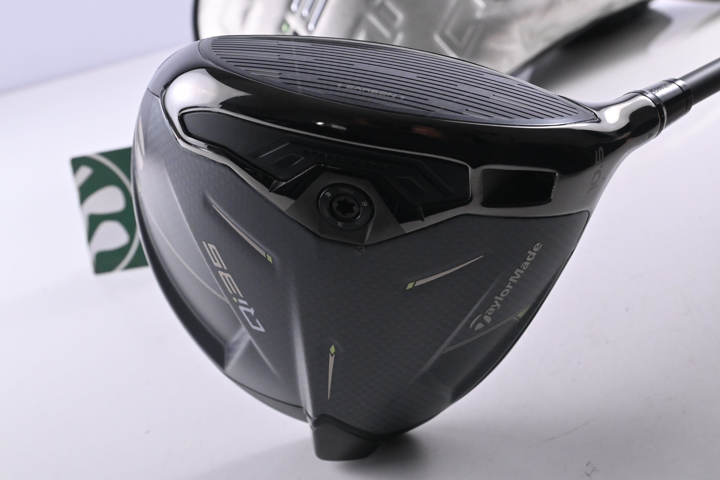 Taylormade Qi35 Driver / 10.5 Degree / Regular Flex Fujikura Ventus '25 Blue 5