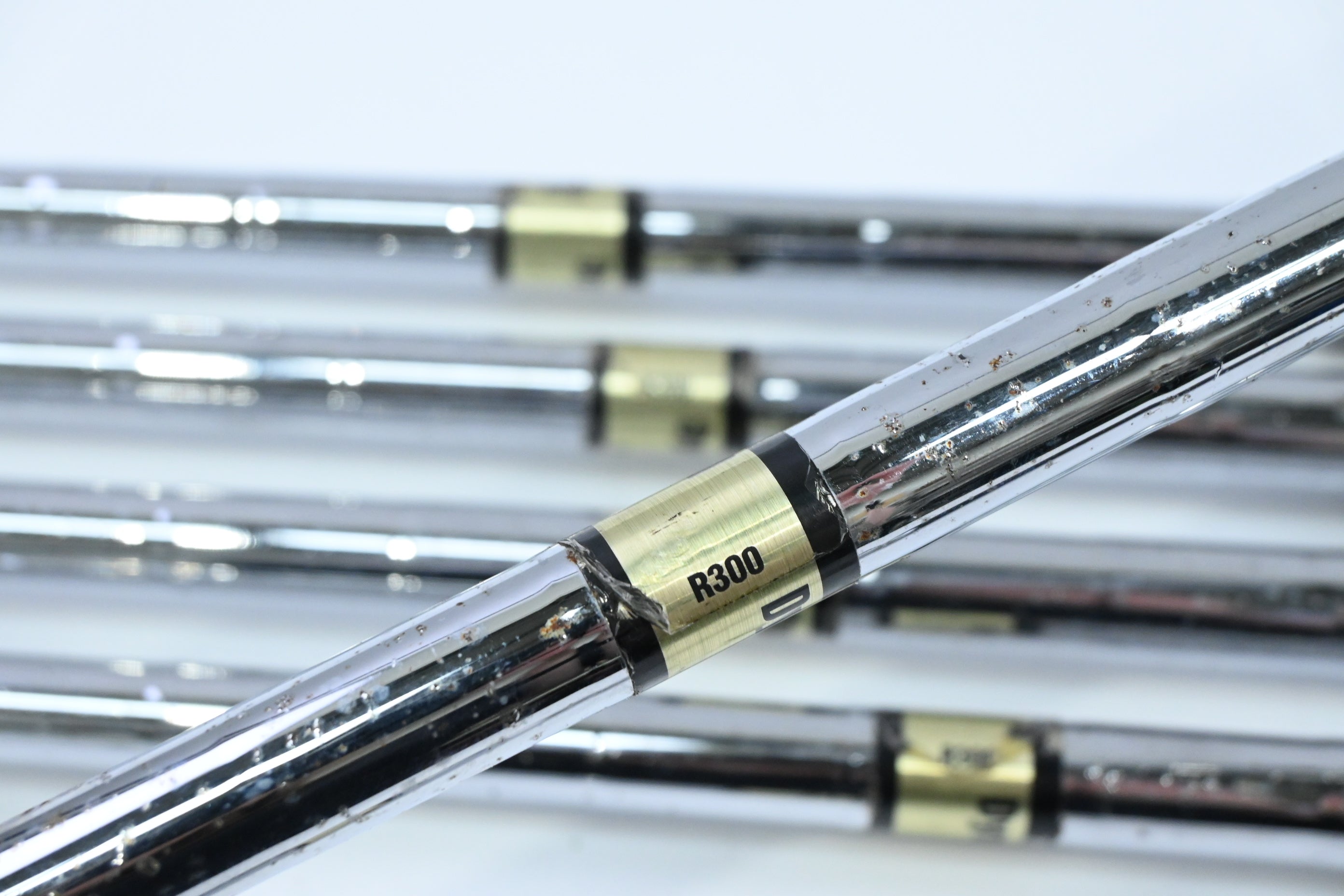Mizuno MX-23 Irons / 4-9 / Regular Flex Dynamic Gold Lite R300 Shafts