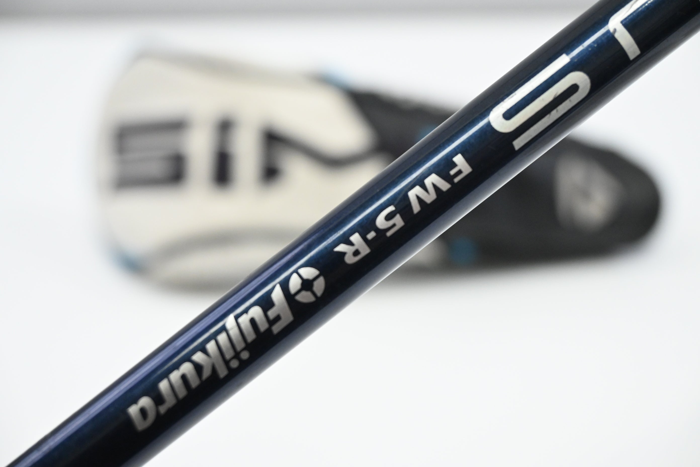 Taylormade SIM2 Max #5 Wood / 18 Degree / Regular Flex Fujikura Ventus Blue 5
