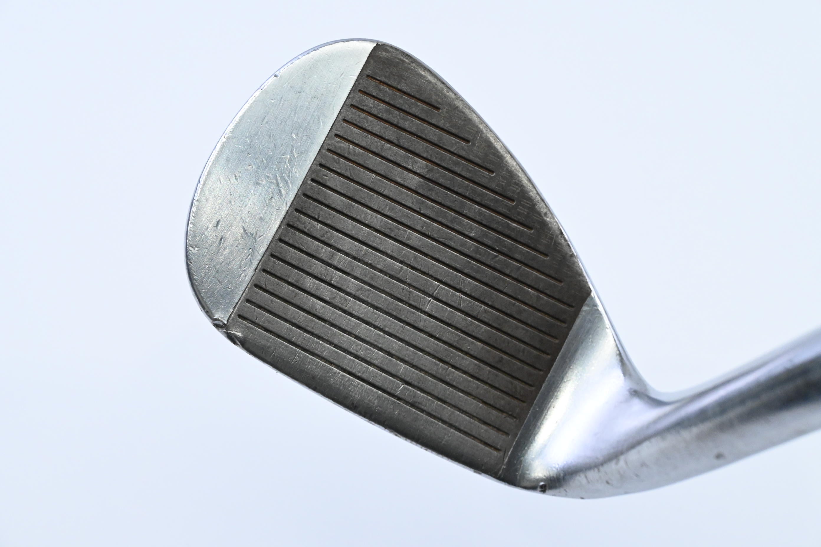 Taylormade Milled Grind 2 Gap Wedge / 52 Degree / Stiff Flex Dynamic Gold S200