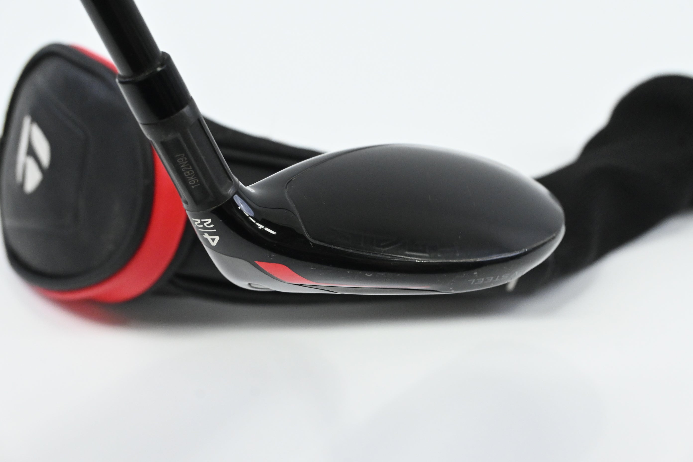 Taylormade Stealth #4 Hybrid / 22 Degree / Senior Flex Bassara 55 Shaft