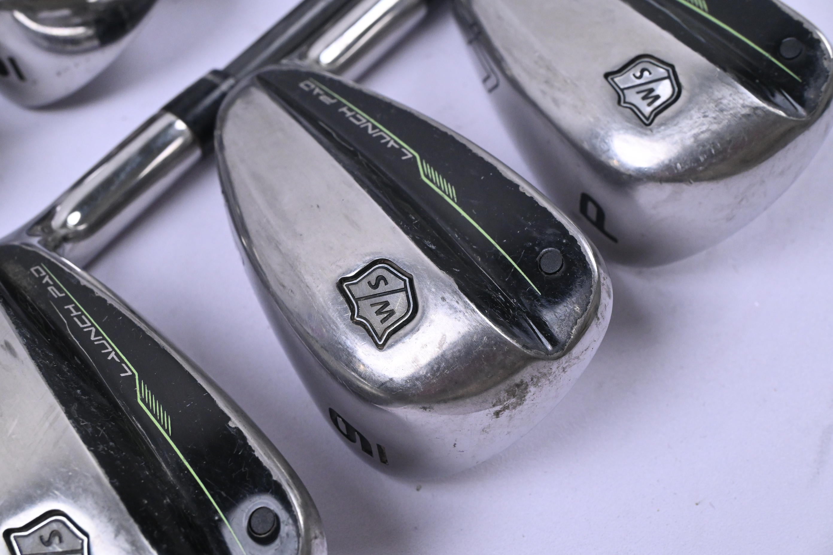 Wilson Launch Pad 2022 Irons / 5-PW / Regular Flex Project X EvenFlow 65