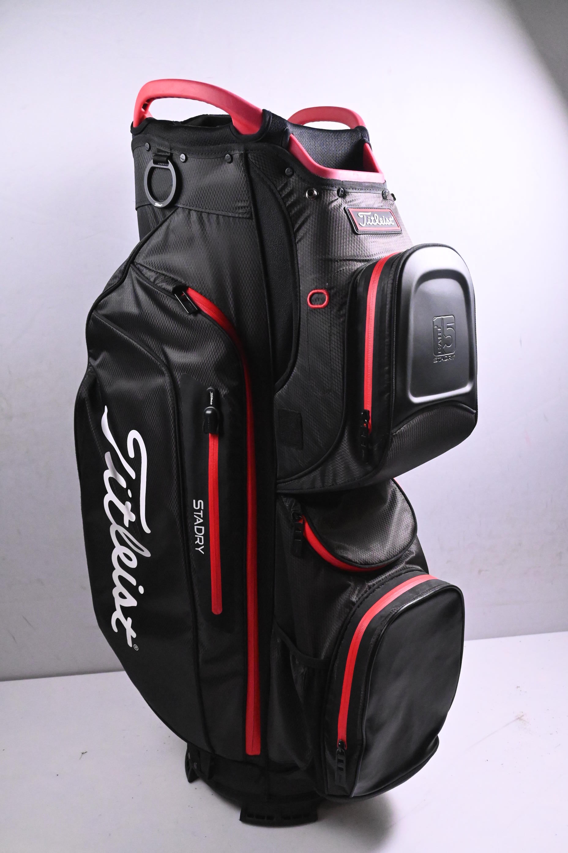 Titleist StaDry Cart 15 Cart Bag / 15-Way Divider / Black, Red