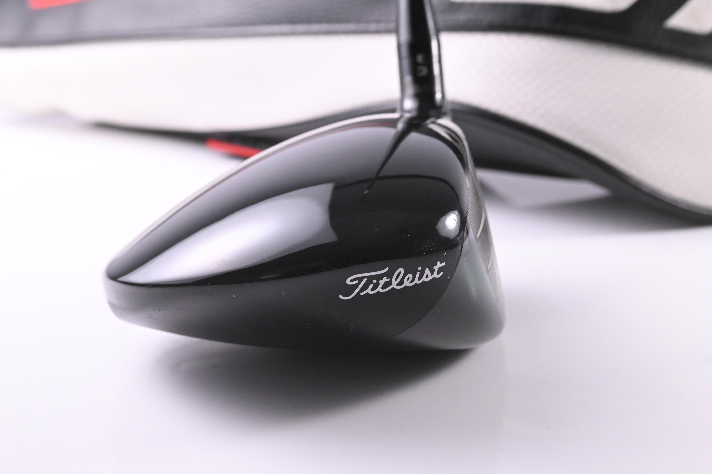 Titleist GT3 Driver / 9 Degree / Regular Flex HZRDUS CB Red 50 Shaft