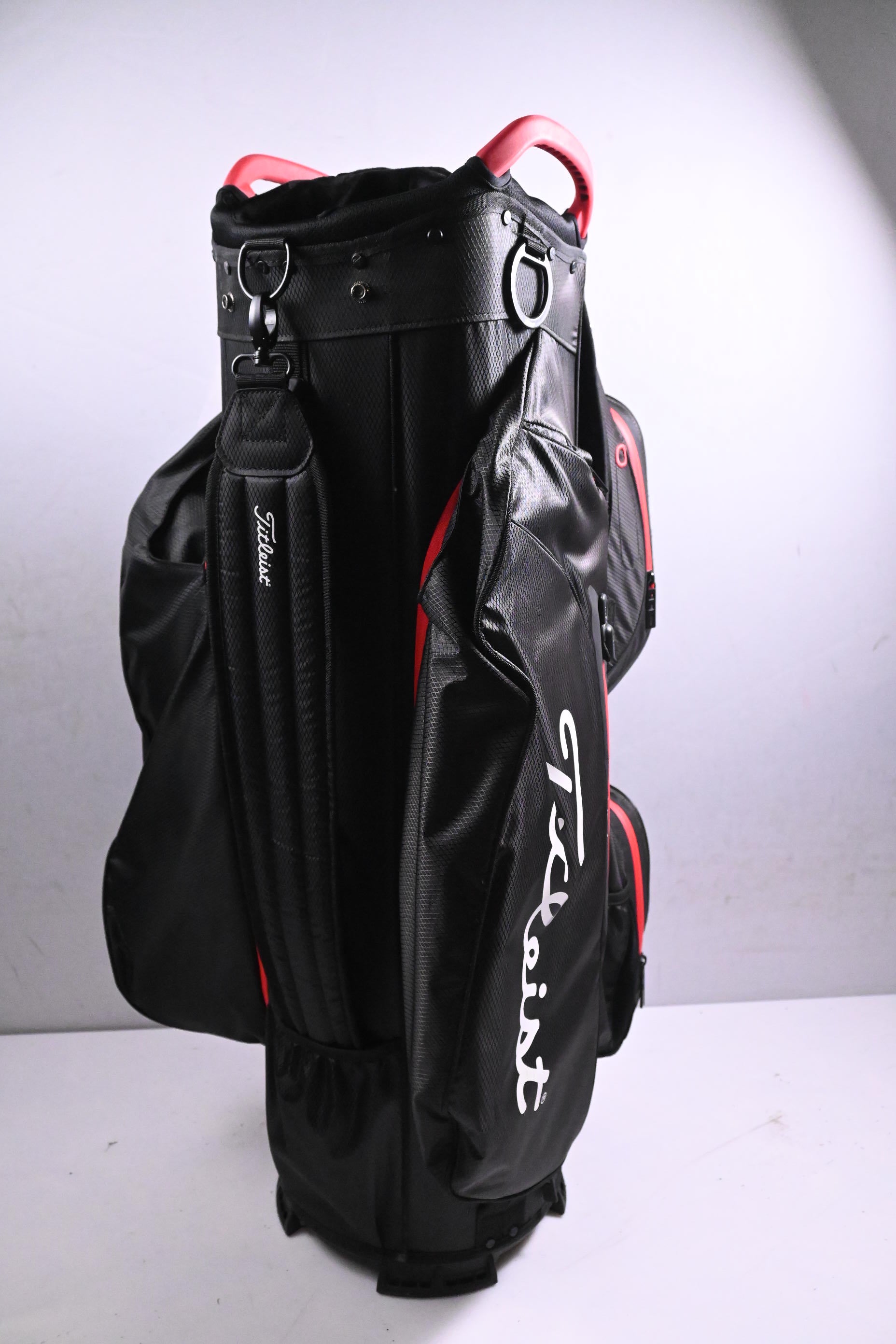 Titleist StaDry Cart 15 Cart Bag / 15-Way Divider / Black, Red
