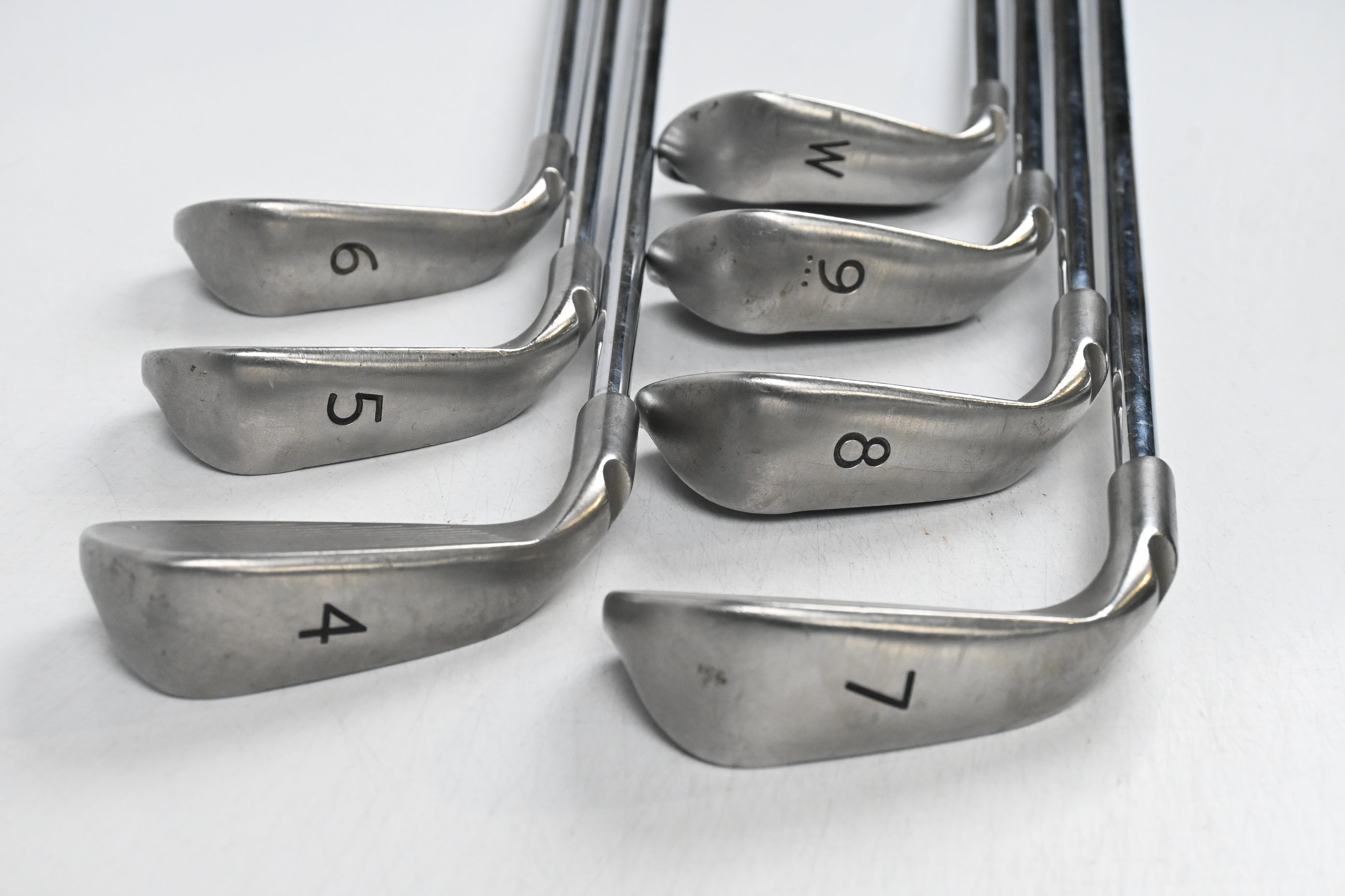 Ping G15 Irons / 4-PW / Green Dot / Regular Flex Ping AWT Shafts