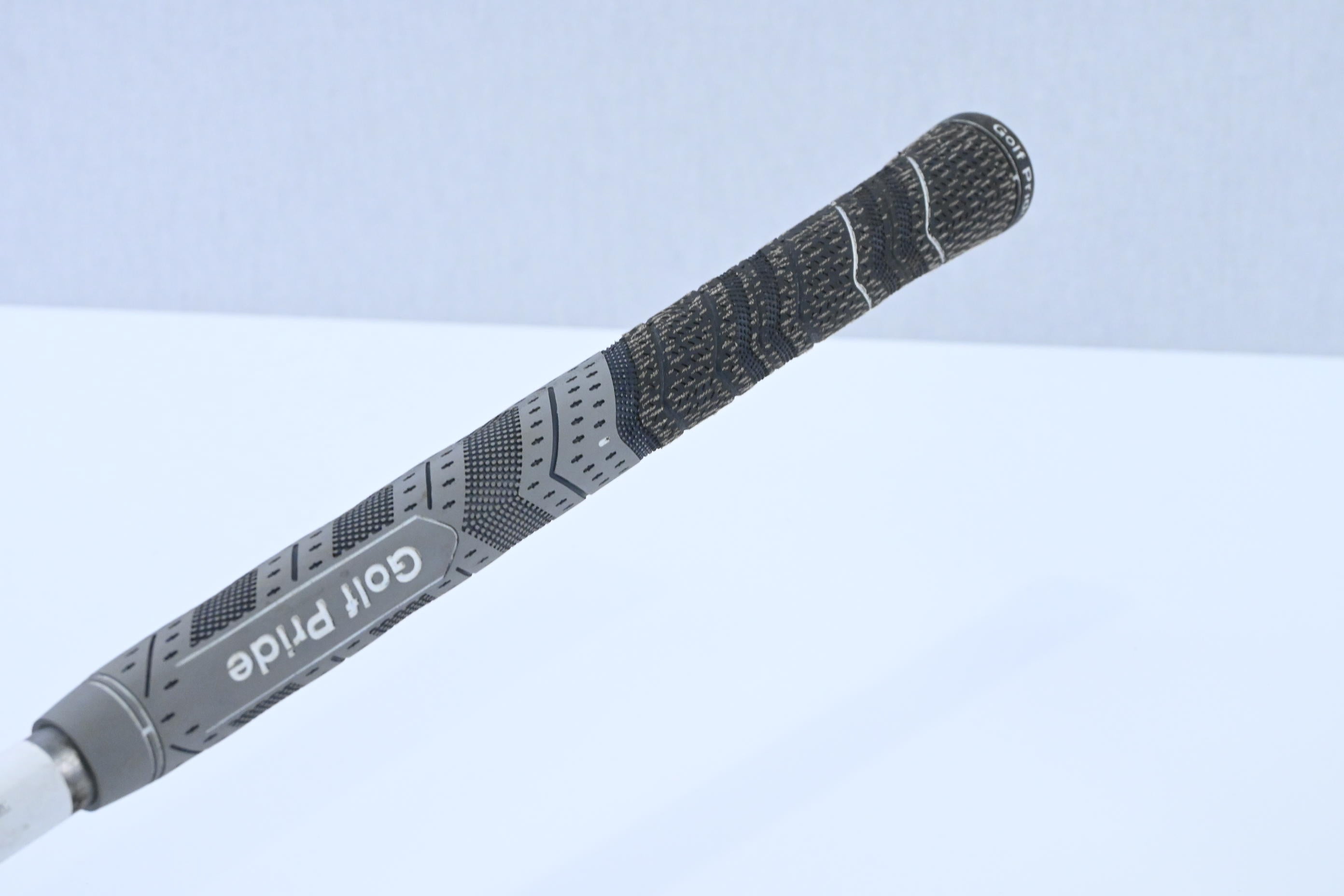 Titleist 818 H1 #3 Hybrid / 19 Degree / Regular Flex Diamana M+ 60 Shaft