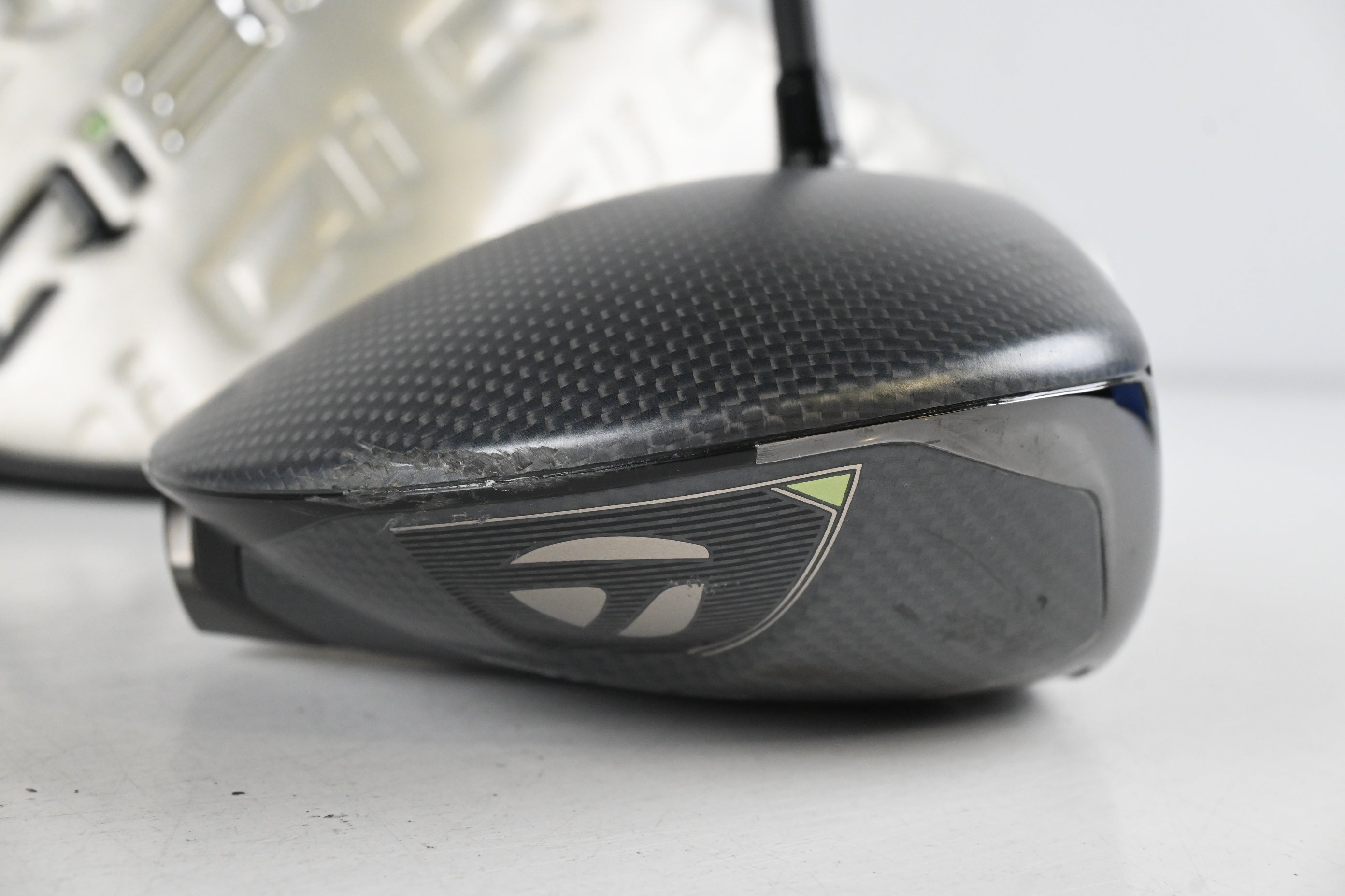 Taylormade Qi35 LS Driver / 9 Degree / Stiff Flex Vanquish 5 Shaft