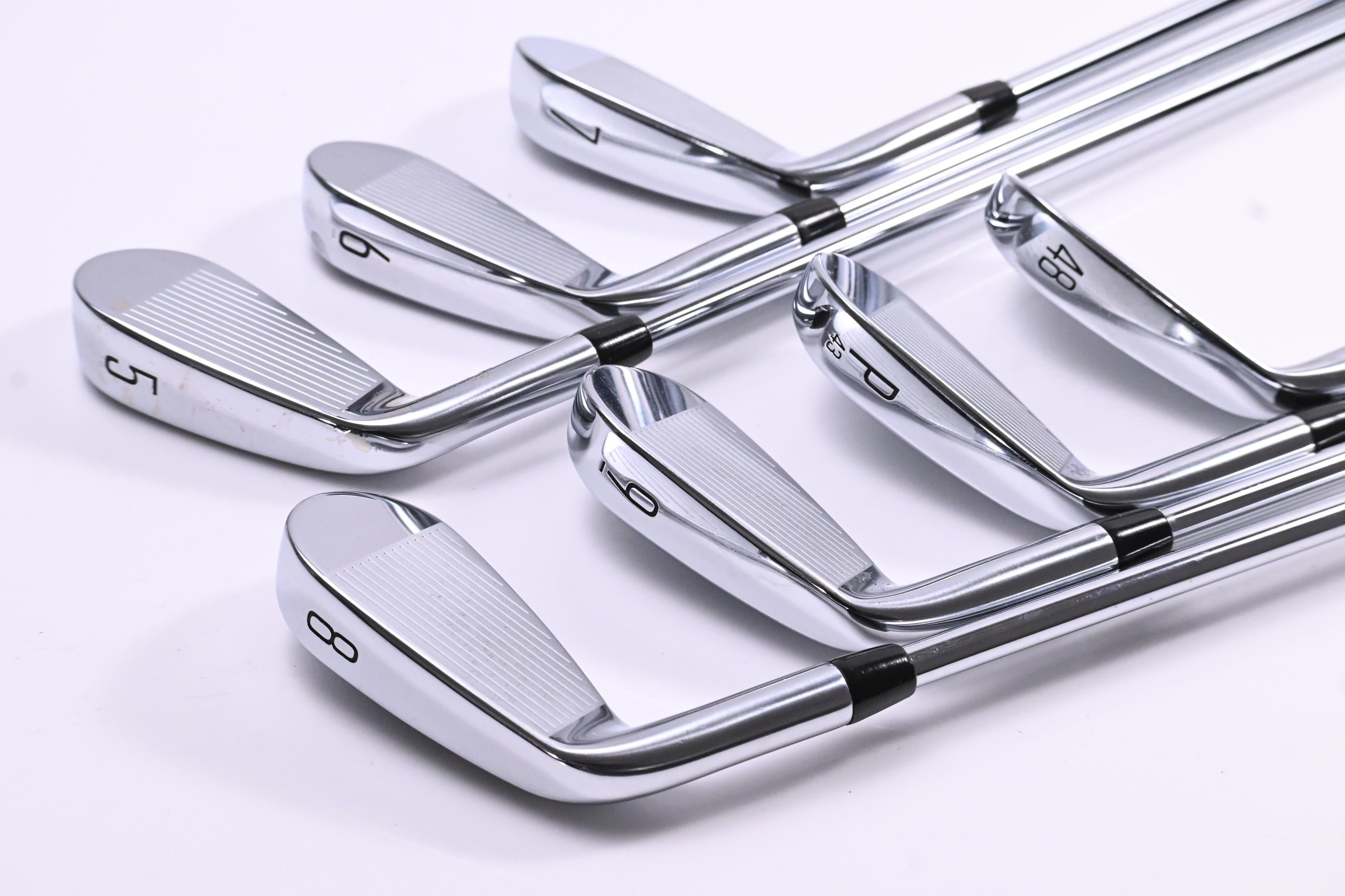 Titleist T350 Irons / 5-PW+48 / Regular Flex True Temper AMT Red R300 Shafts