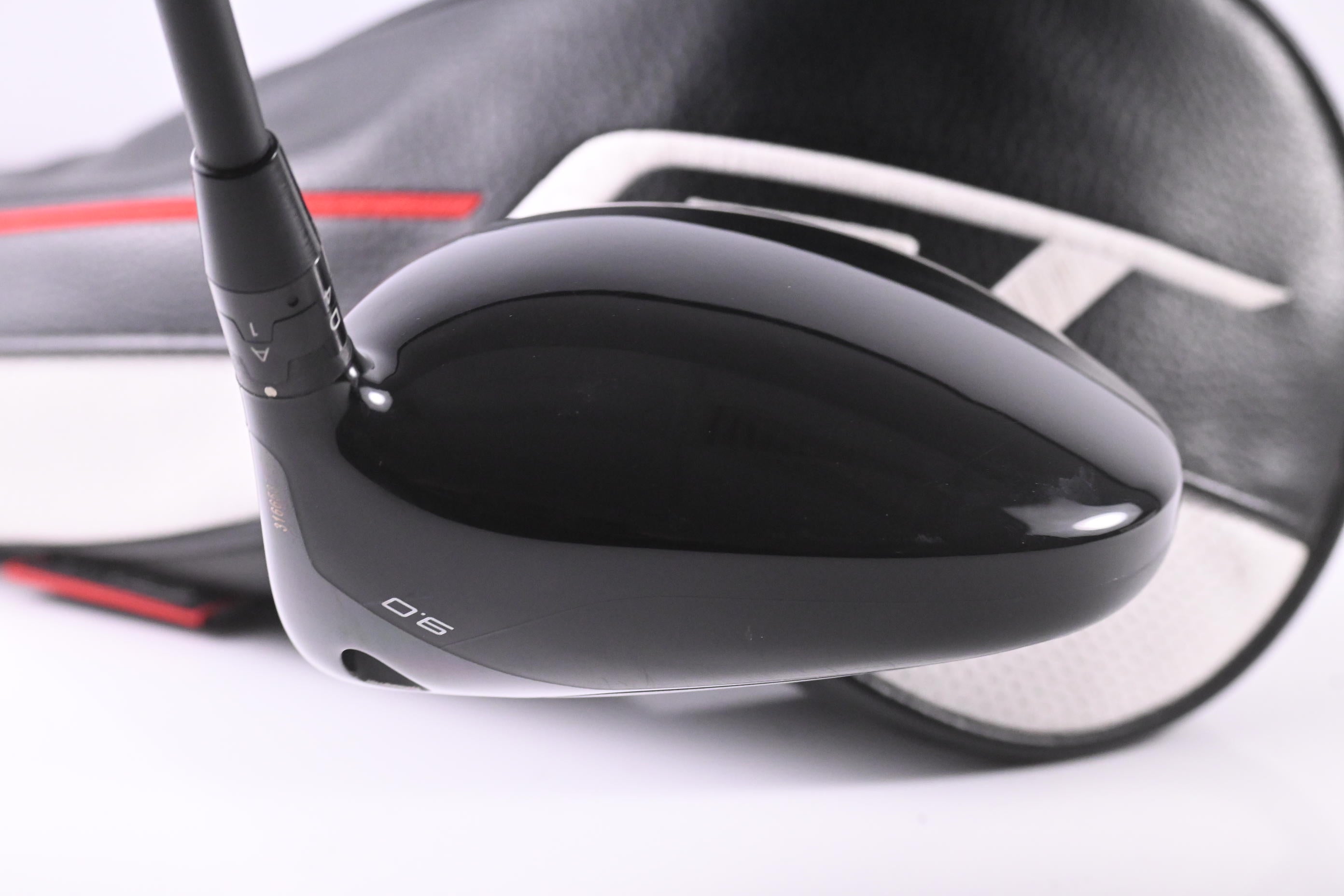 Titleist GT3 Driver / 9 Degree / Regular Flex HZRDUS CB Red 50 Shaft