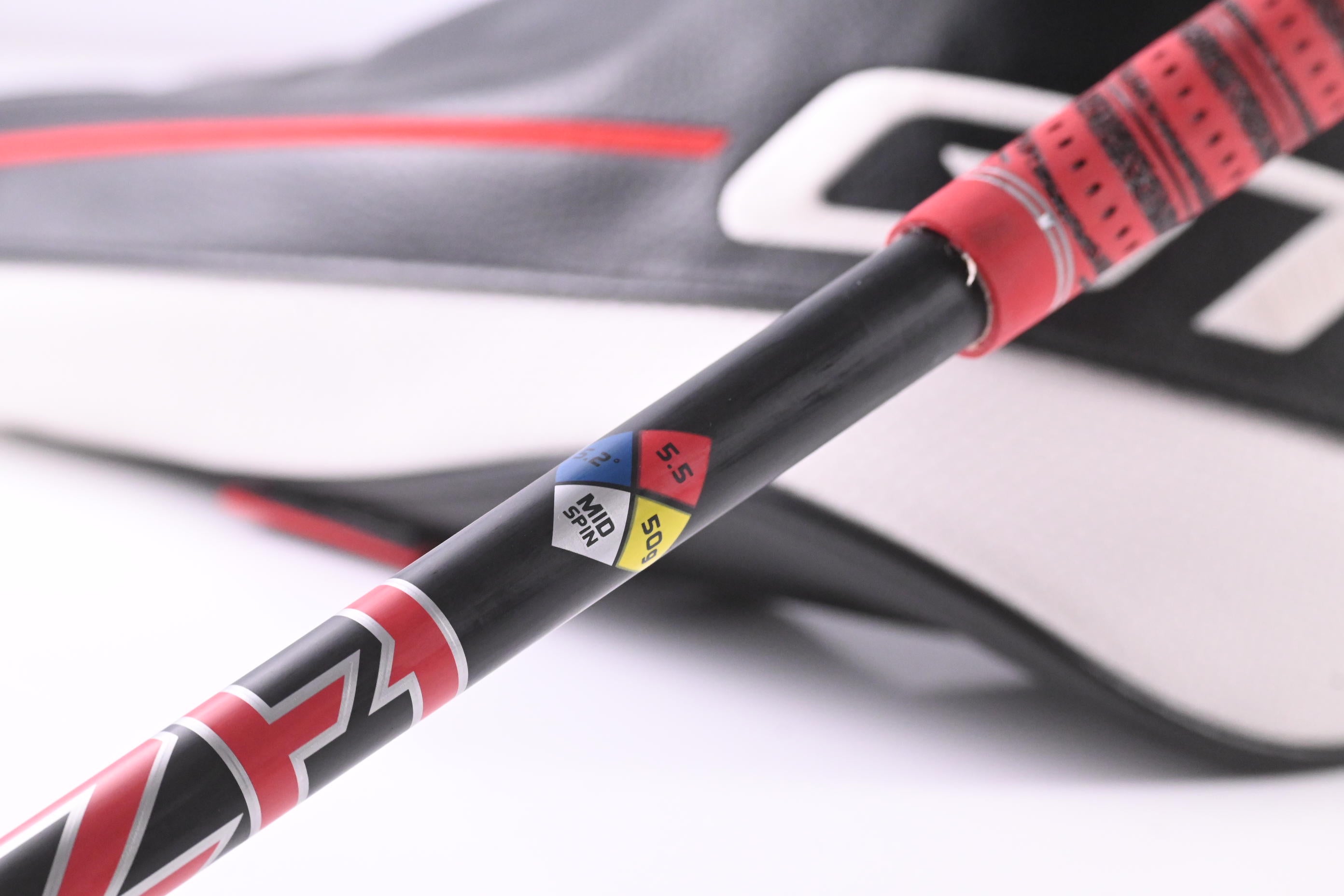 Titleist GT3 Driver / 9 Degree / Regular Flex HZRDUS CB Red 50 Shaft
