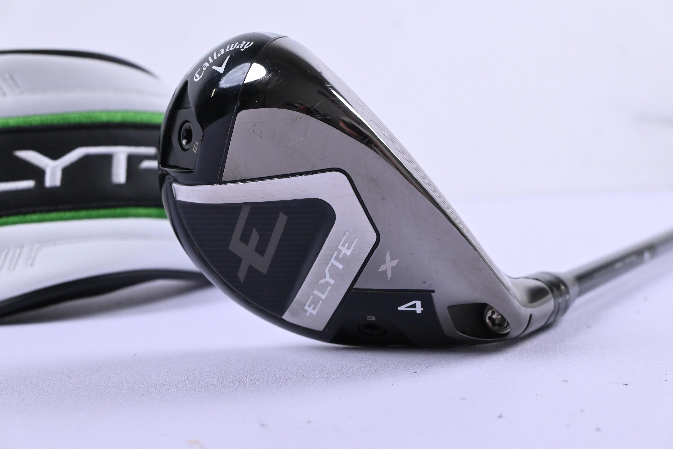 Callaway Elyte X #4 Hybrid / 21 Degree / Regular Flex Denali Charcoal 60 Shaft