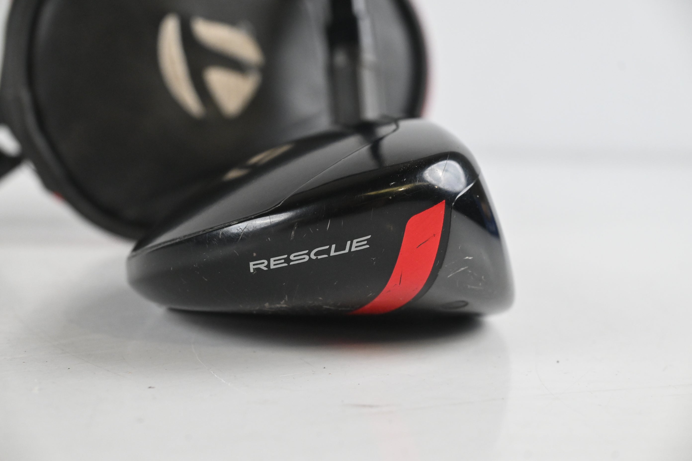 Taylormade Stealth #4 Hybrid / 22 Degree / Regular Flex Fujikura Ventus Red 6