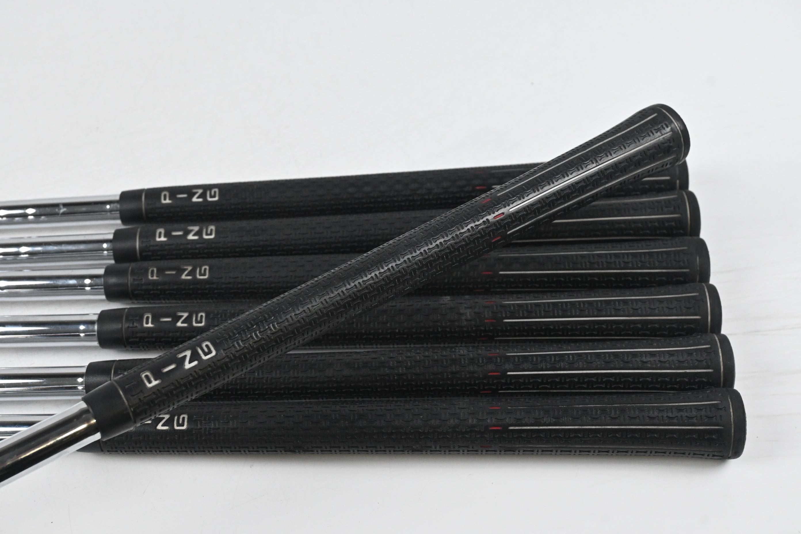 Ping G15 Irons / 4-PW / Green Dot / Regular Flex Ping AWT Shafts