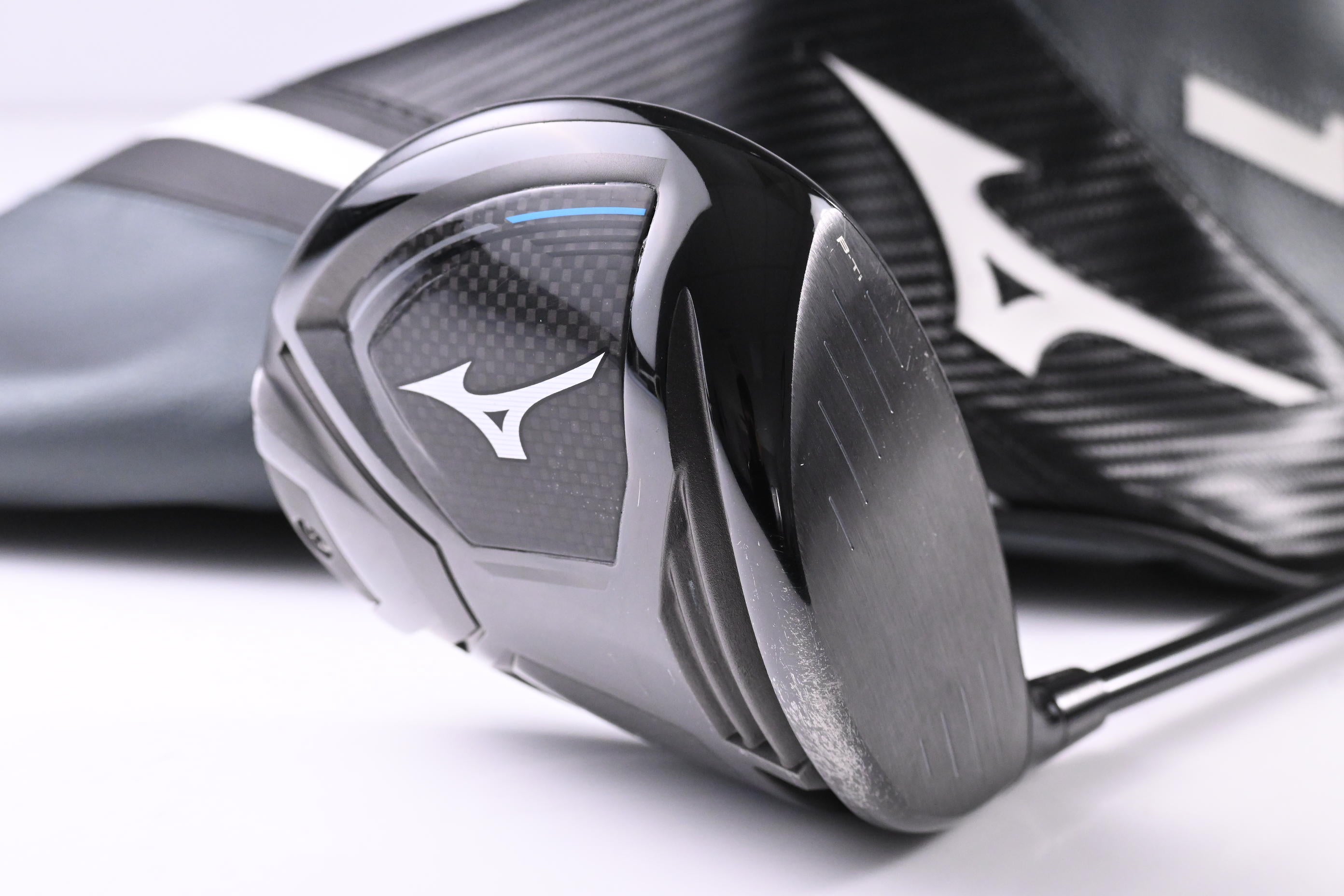 Mizuno ST-Z 220 Driver / 9.5 Degree / Regular Flex HZRDUS Smoke Blue RDX 60