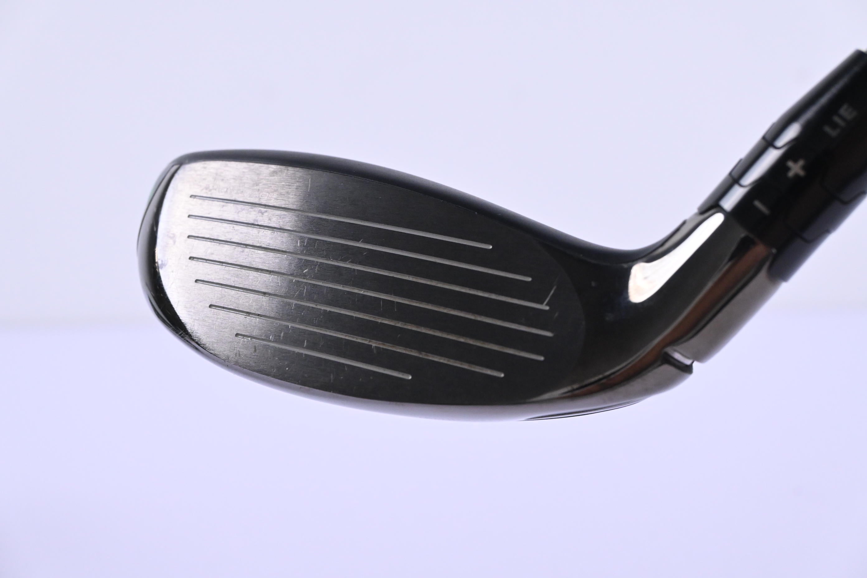 Callaway Elyte X #4 Hybrid / 21 Degree / Regular Flex Denali Charcoal 60 Shaft