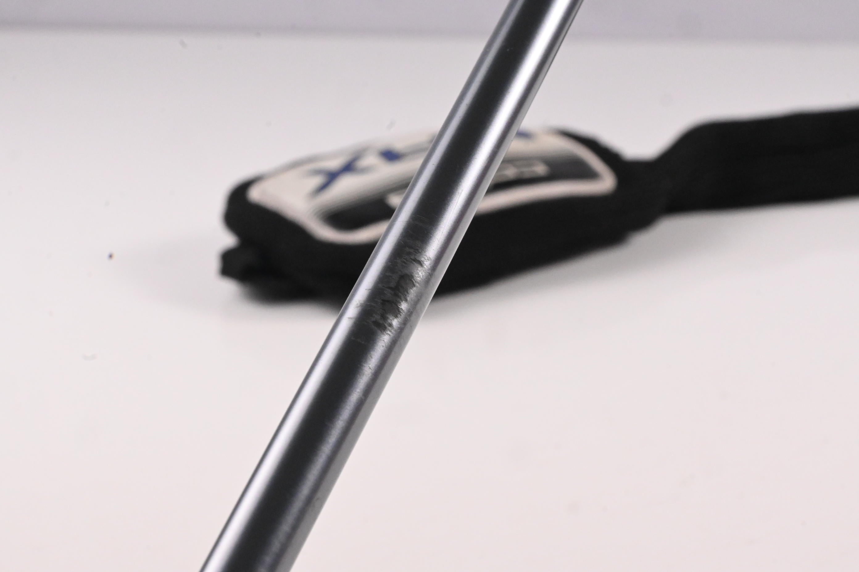 Cobra Max #6 Hybrid / 28 Degree / Lite Flex Matrix Ozik White Tie Max 56 Shaft