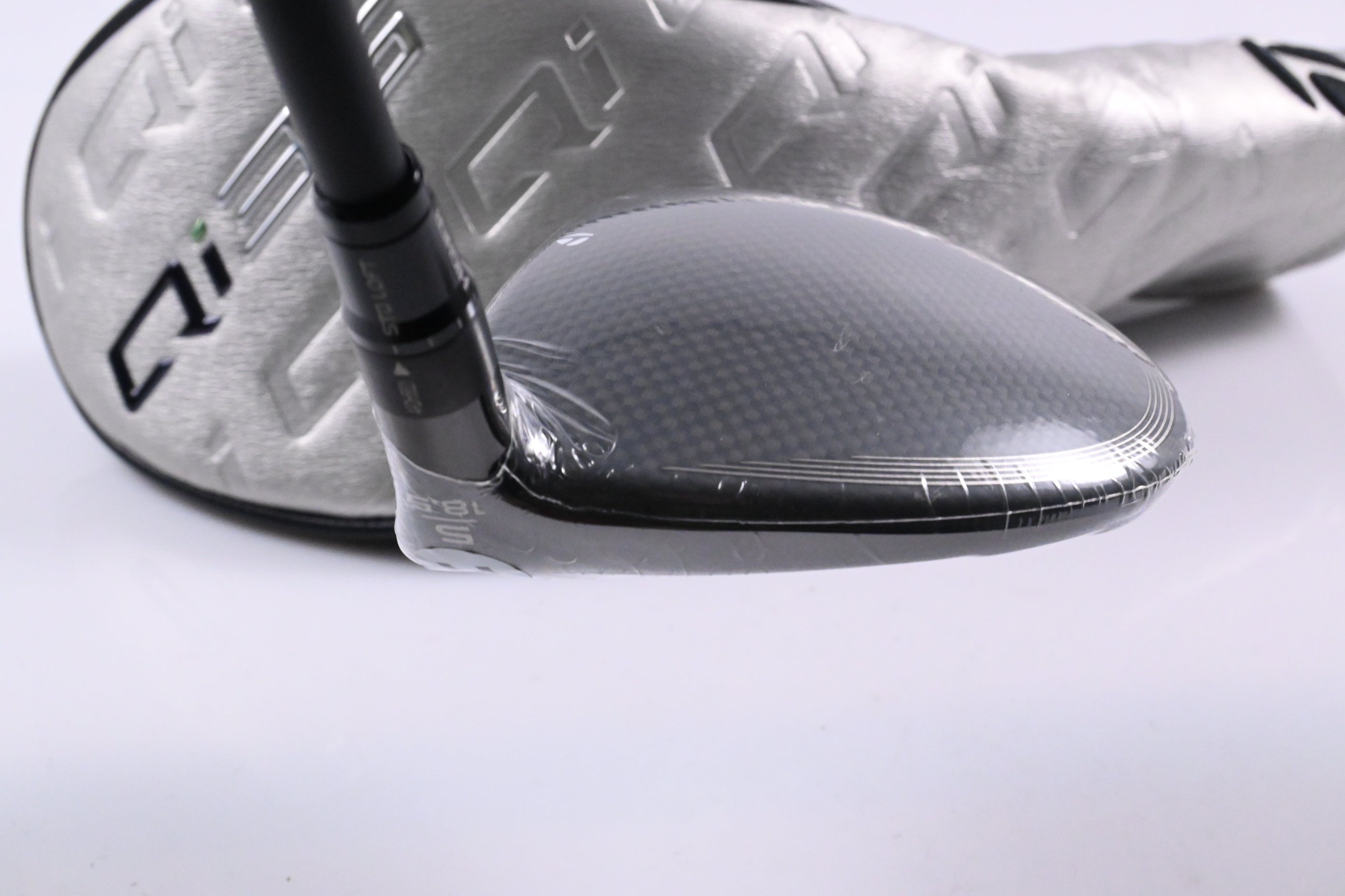 Taylormade Qi35 Max Lite #5 Wood / 18.5 Degree / Regular Flex Vanquish 4 Shaft