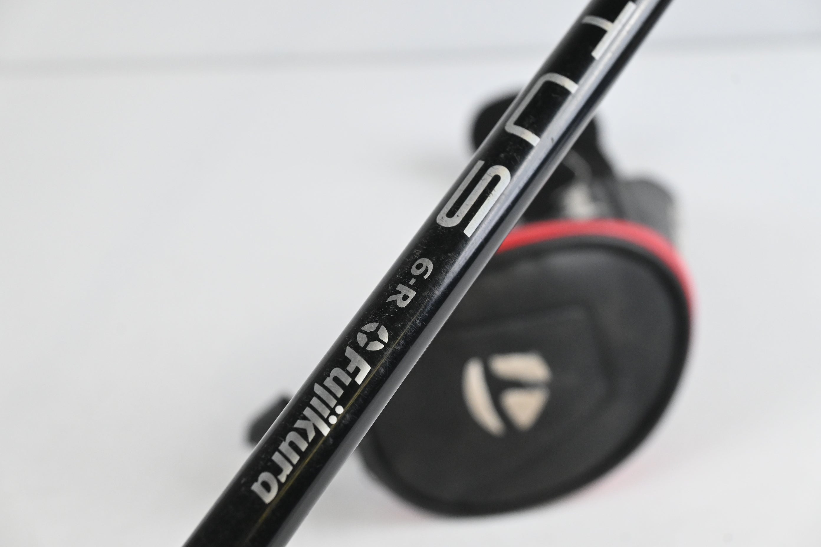Taylormade Stealth #4 Hybrid / 22 Degree / Regular Flex Fujikura Ventus Red 6