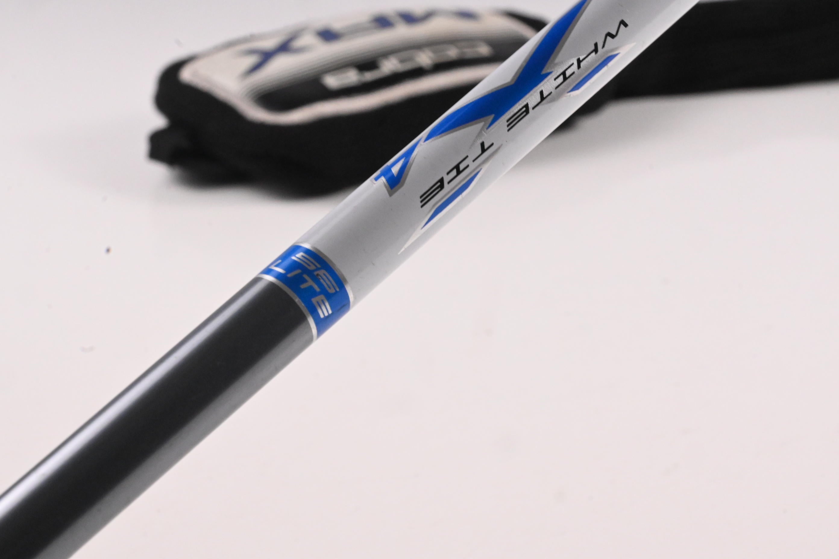 Cobra Max #6 Hybrid / 28 Degree / Lite Flex Matrix Ozik White Tie Max 56 Shaft