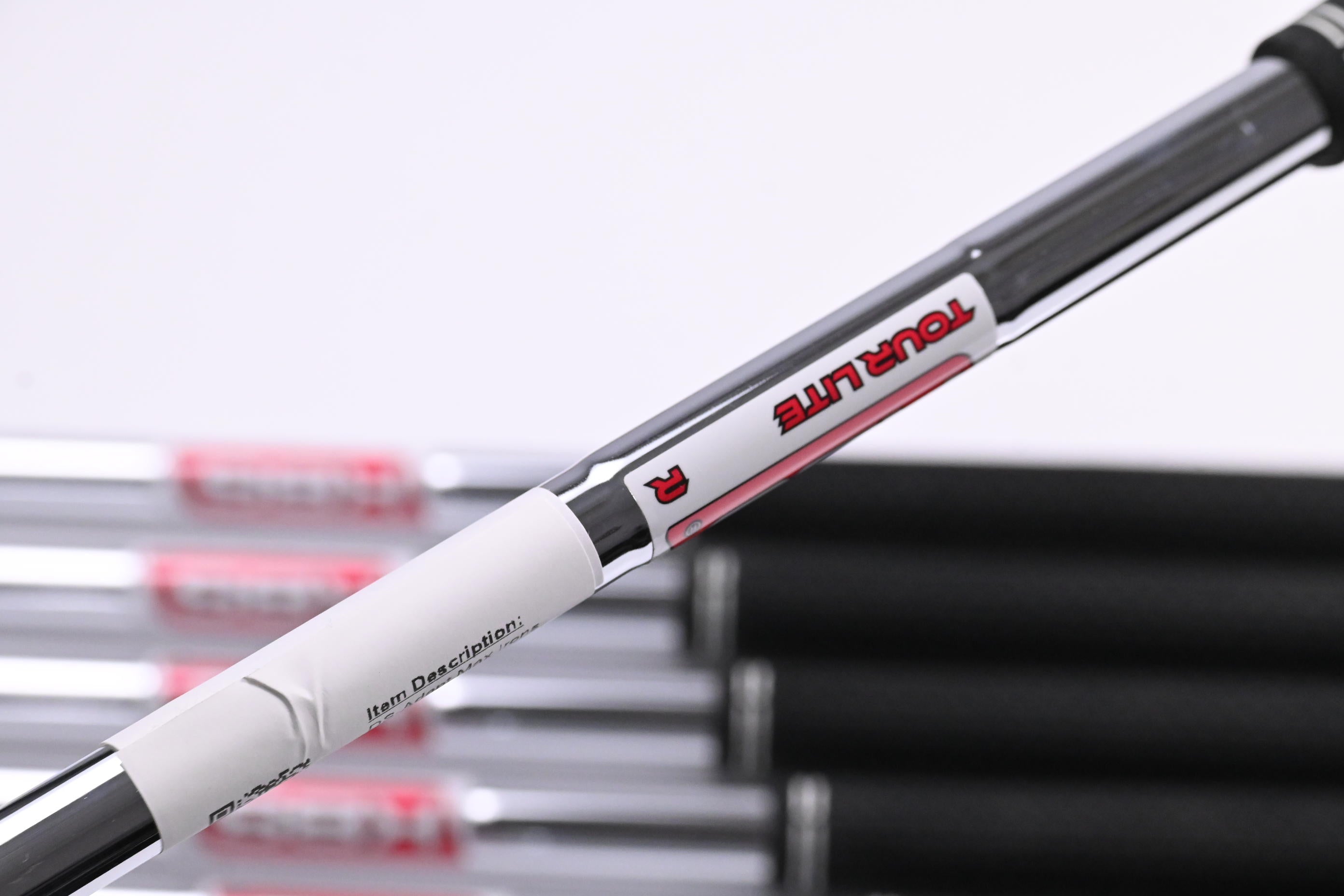 Cobra DS-Adapt Max Irons / 5-PW+GW / Regular Flex KBS Tour Lite Shafts