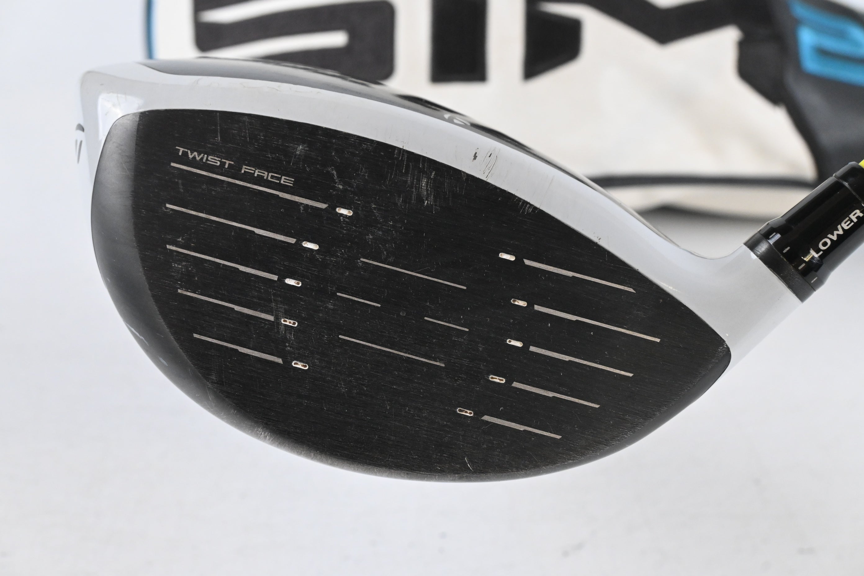 Taylormade SIM2 Max Driver / 10.5 Degree / Stiff Flex UST Mamiya Proforce V2 6