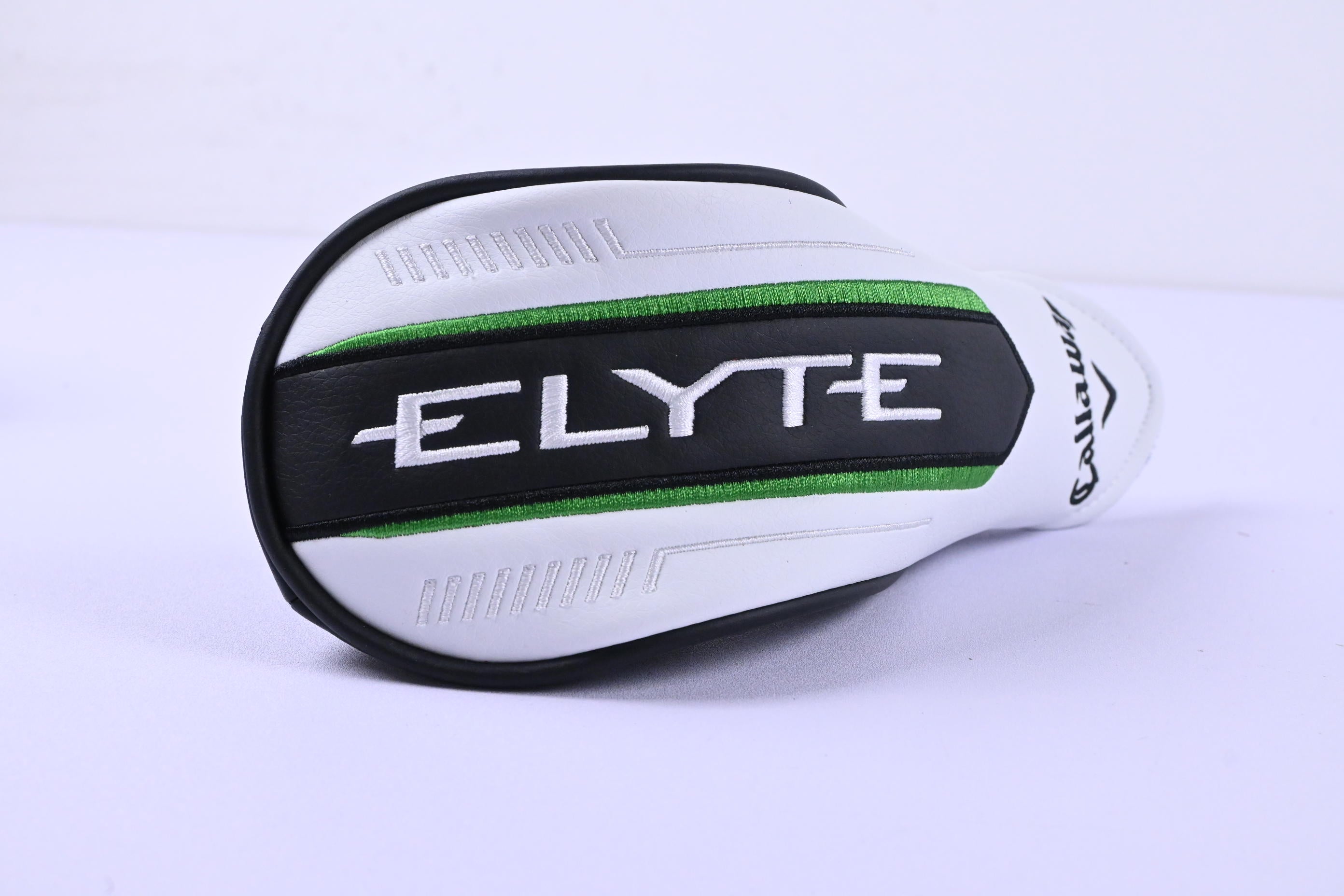 Callaway Elyte X #4 Hybrid / 21 Degree / Regular Flex Denali Charcoal 60 Shaft